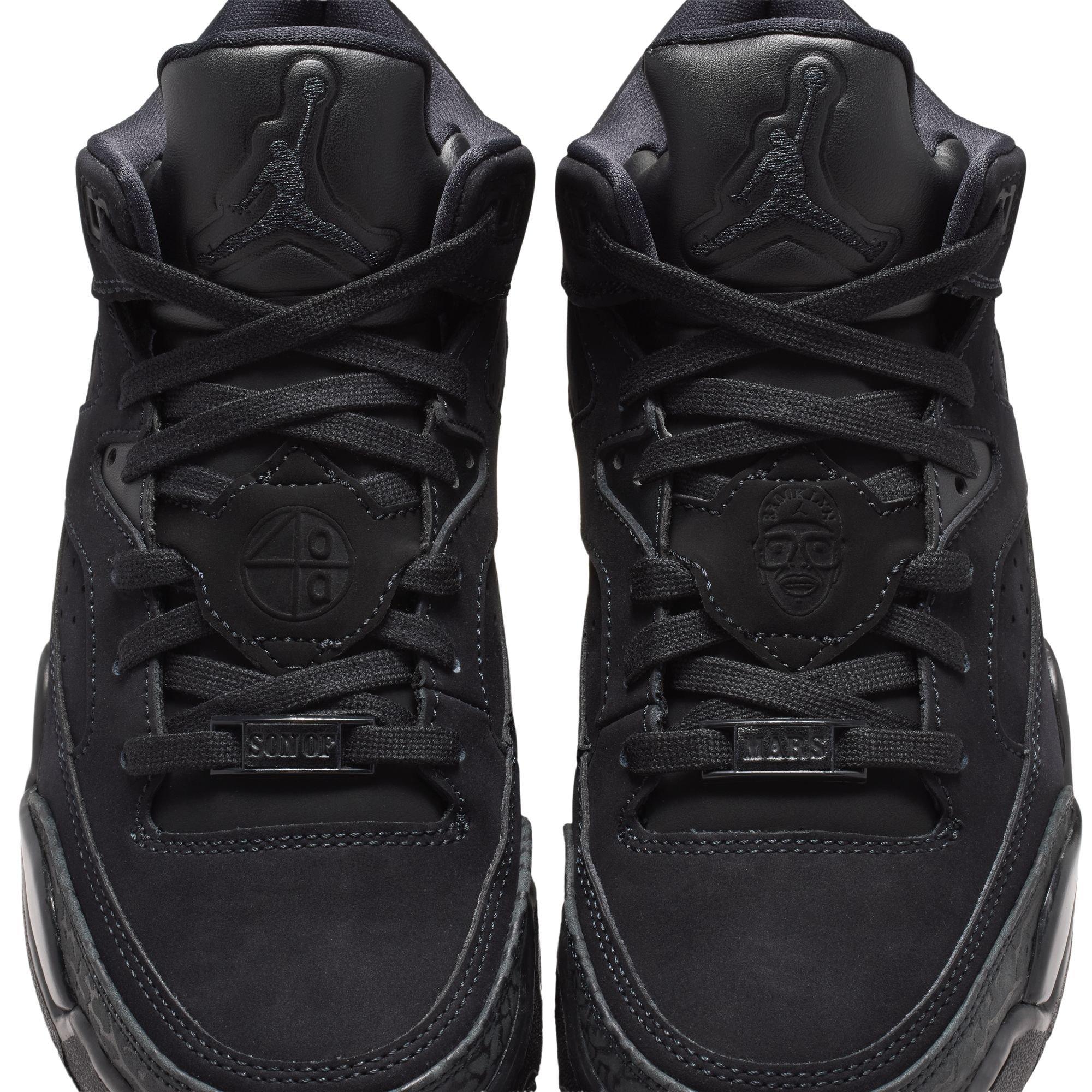 Jordan Son of Mars Low "Black/Dk Smoke Grey" Grade School Kids' Shoe - BLACK Thumbnail View 11