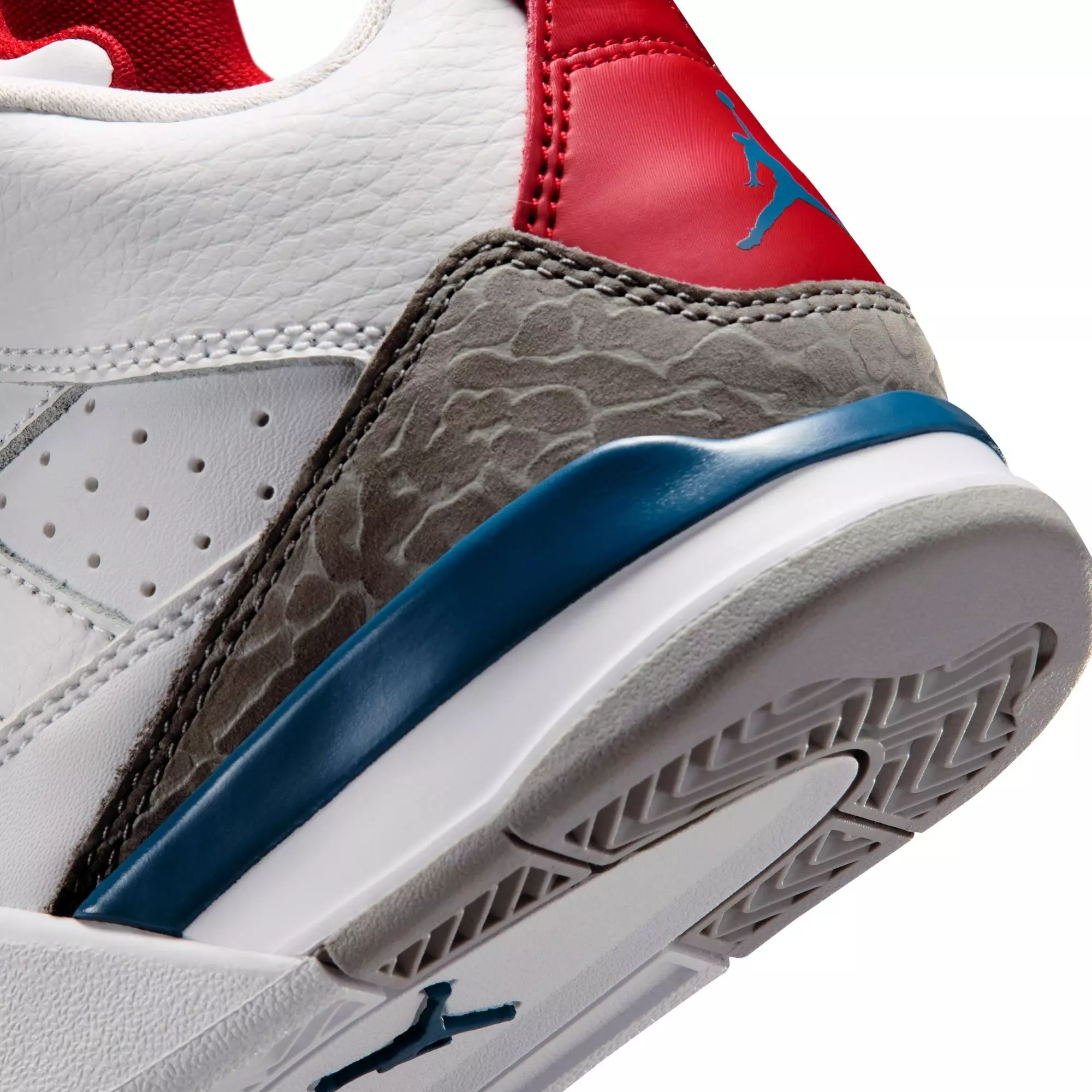 Jordan Son of Mars Low "White/True Blue/Varsity Red" Preschool Boys' Shoe - WHITE/BLUE