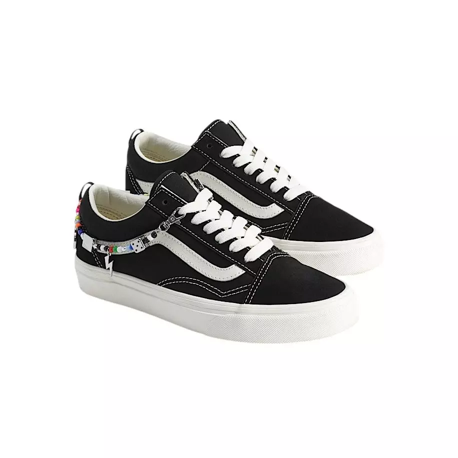 Vans Old Skool Charms "Black/White" Grade School Girls' Shoe - BLACK/WHITE