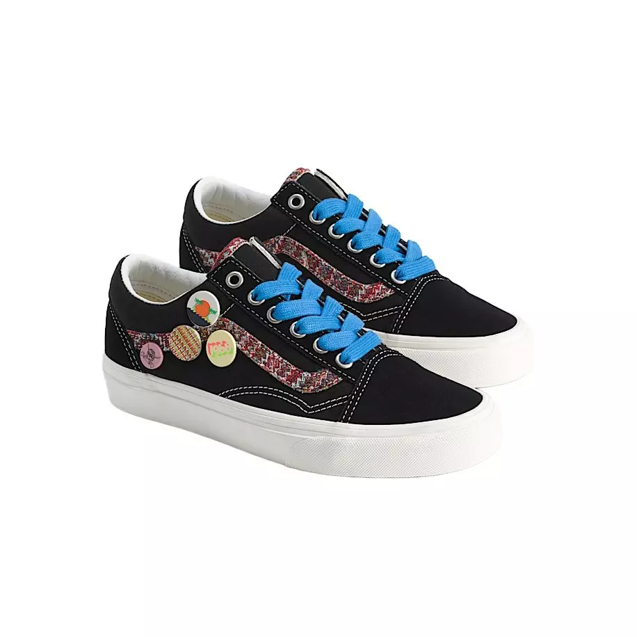 Vans Old Skool Souvenir Pins "Black/White" Grade School Kids' Shoe - BLACK/WHITE
