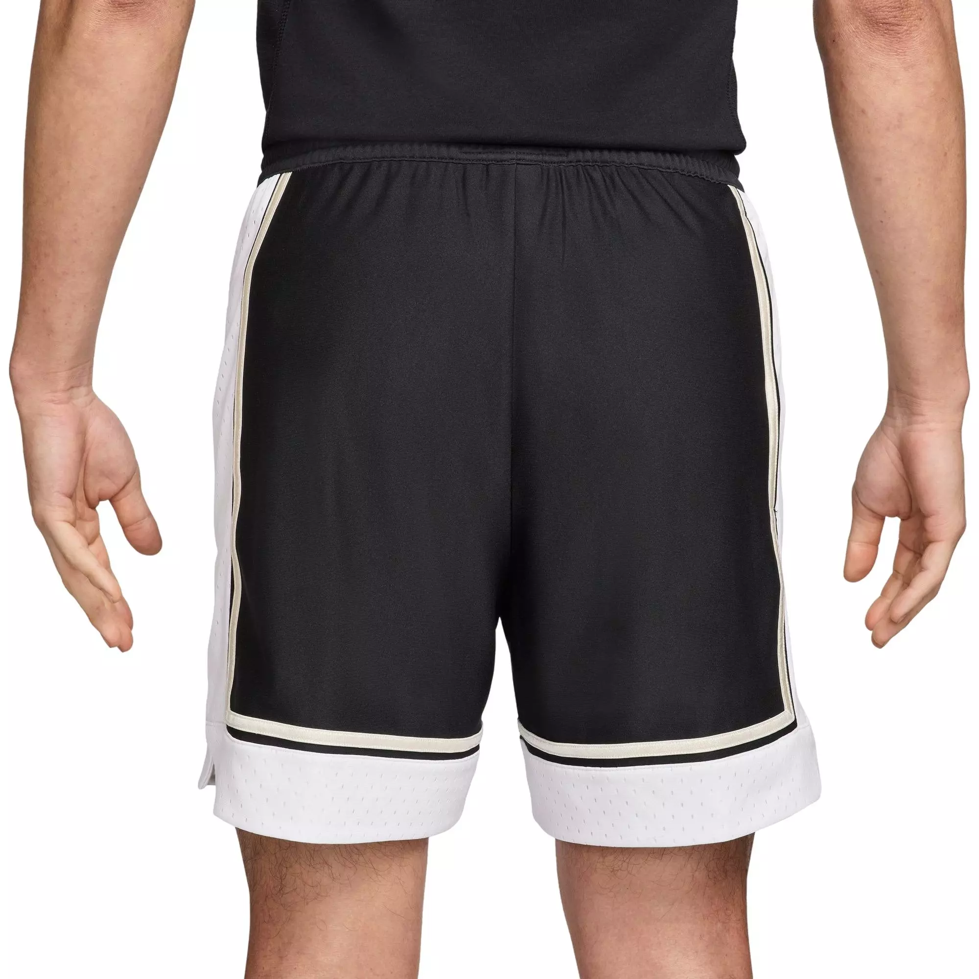 Nike Men's Standard Issue Dri-FIT 6" Basketball Shorts - BLACK/WHITE
