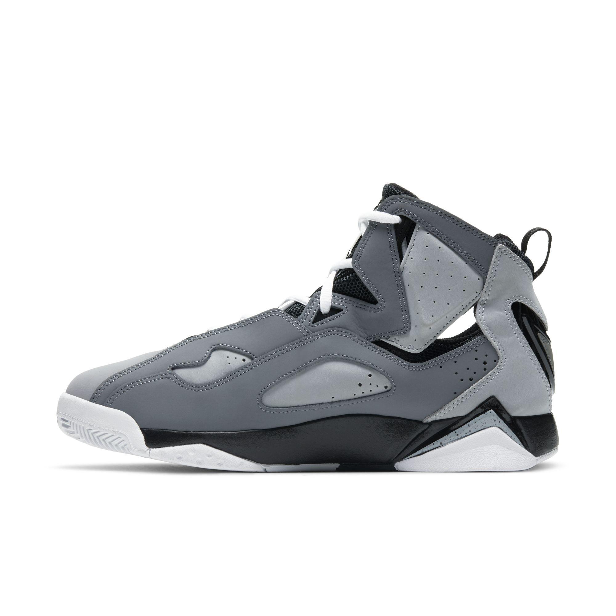 Jordan True Flight "Cool Grey/White/Black/Wolf Grey" Men's Shoe - GREY/BLACK Thumbnail View 4