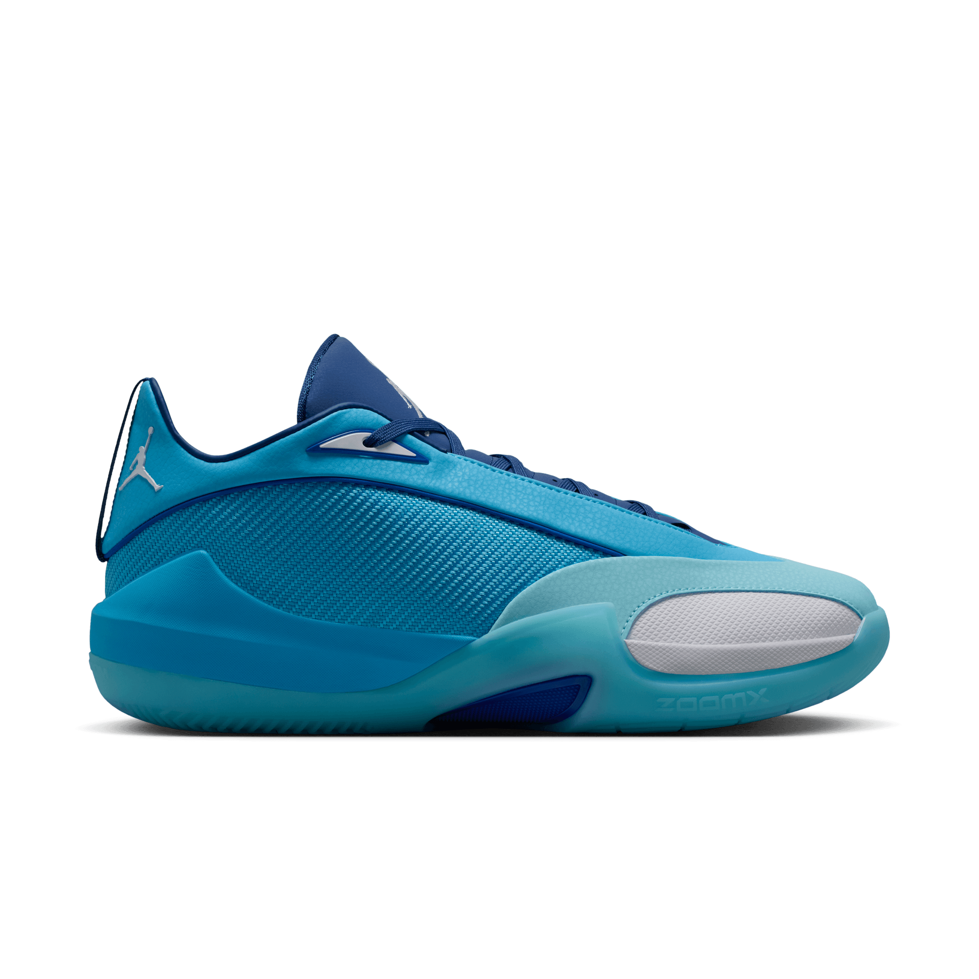 Jordan Triangle "Baltic Blue" Men's Basketball Shoe - BALTIC BLUE/WHITE/COPA/COASTAL BLUE Thumbnail View 2