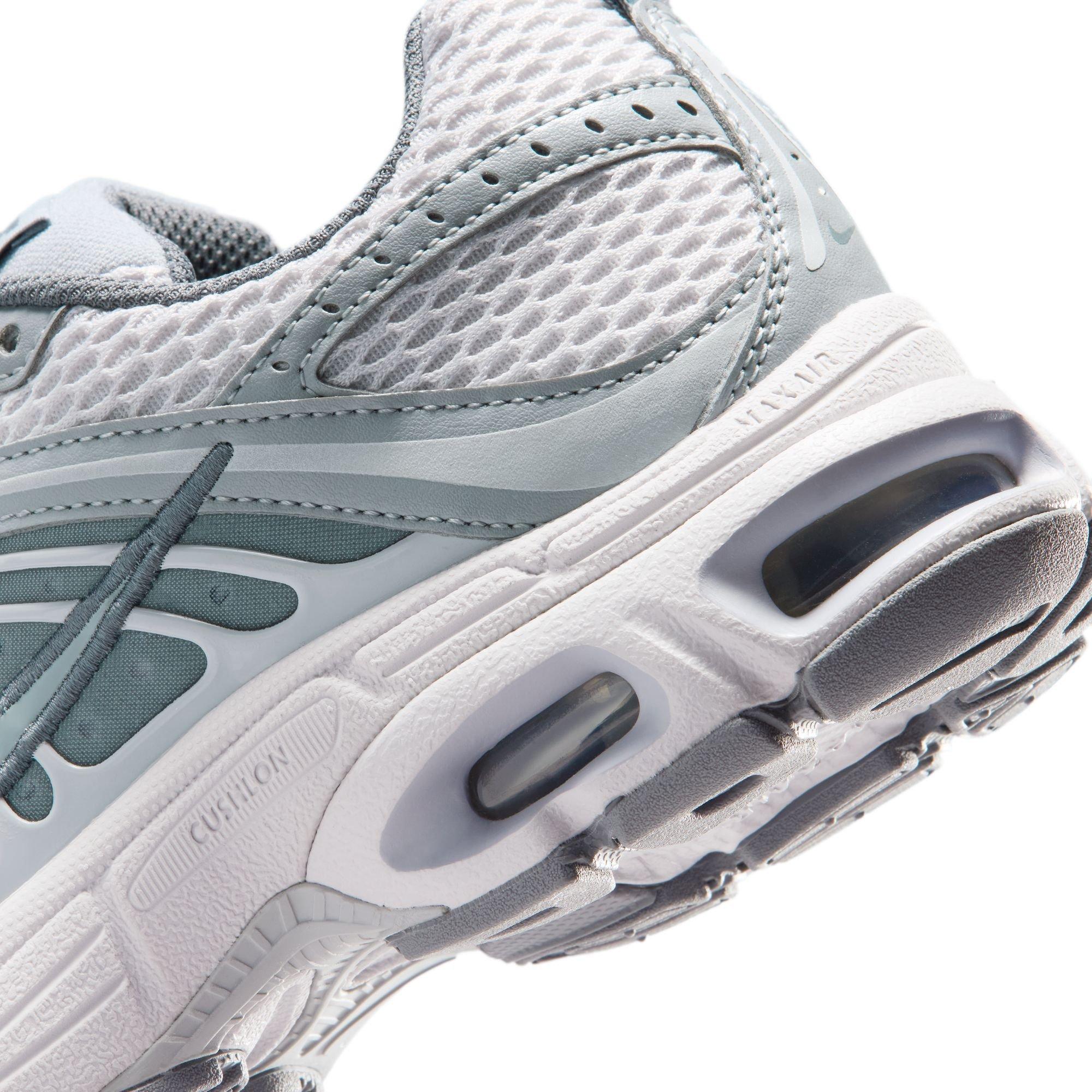 Nike Air Max Moto 2K "Wolf Grey/Vast Grey/Cool Grey" Grade School Girls' Shoe - SILVER Thumbnail View 11
