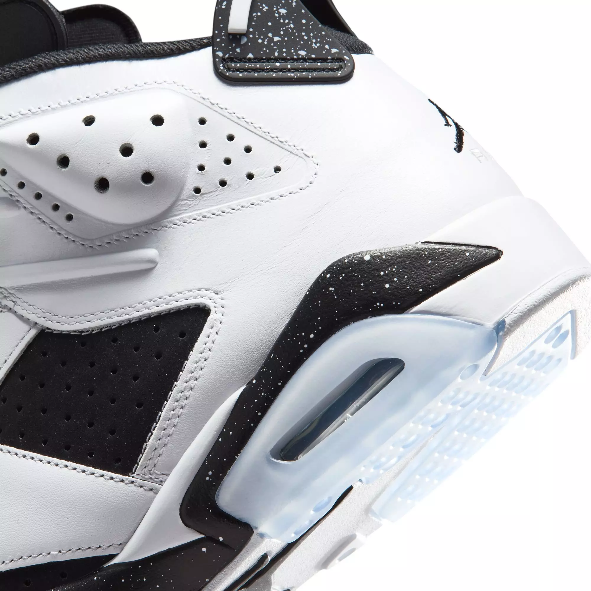 Jordan 6 Retro "Oreo" Men's Shoe - WHITE/BLACK