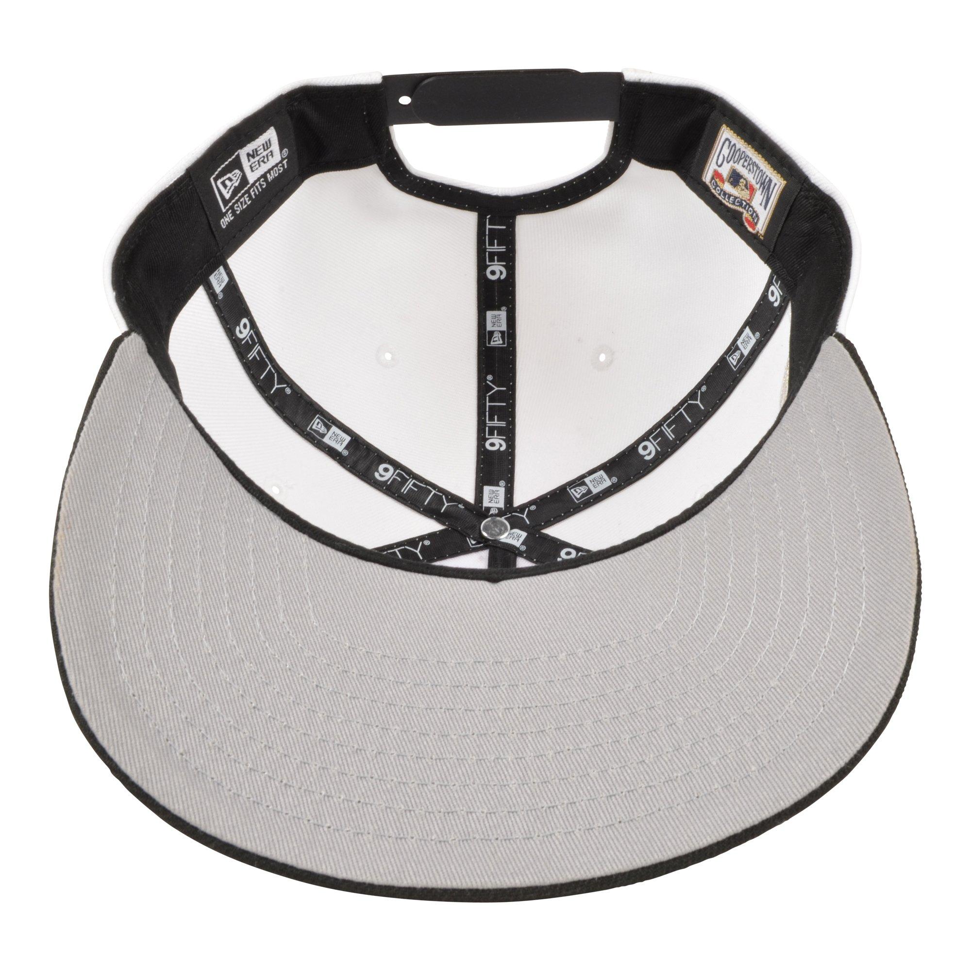 New Era Chicago White Sox 9FIFTY A-Frame 2 Tone White/Black Snapback Hat