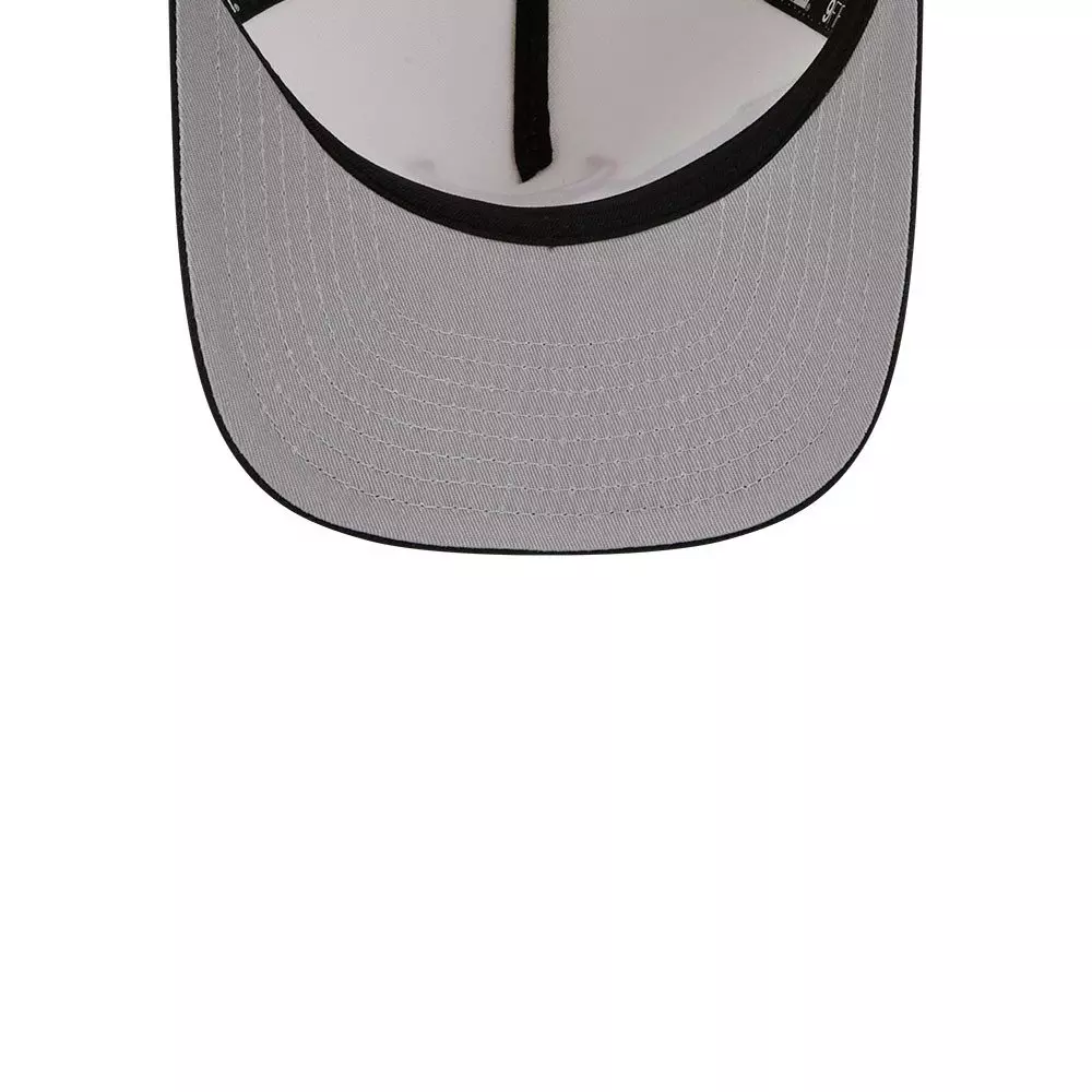 New Era Chicago Bulls 9FIFTY A-Frame Hardwood Classic Snapback Hat - Cream/Black - CREAM