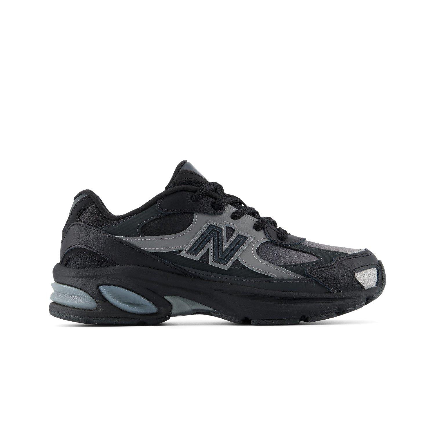 New Balance ABZORB 2010 Grade School Boys' "Black/Grey" Shoe