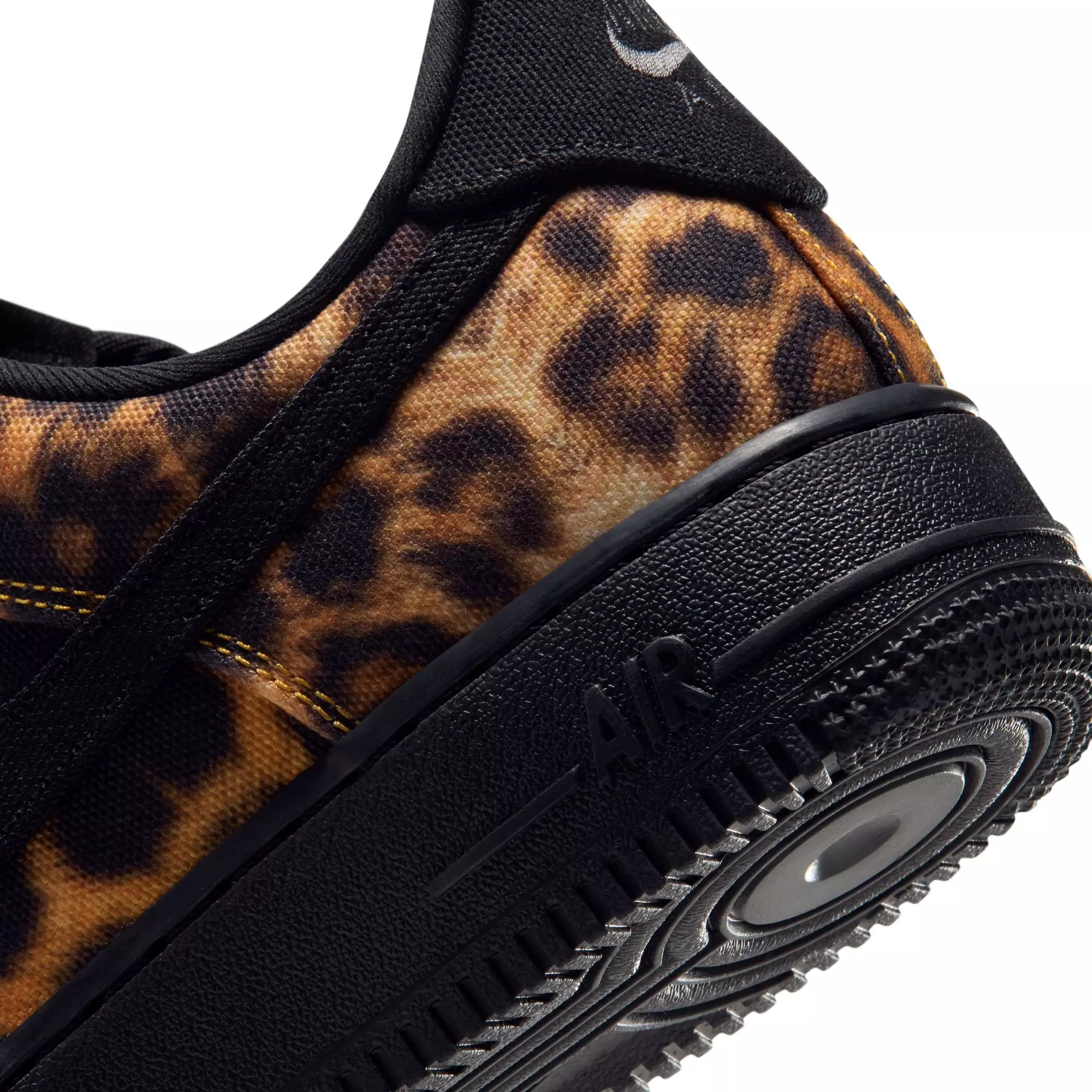 Nike Air Force 1 '07 SE Leopard "Black/Bucktan/Desert Ochre" Women's Shoe - BLACK/MULTI