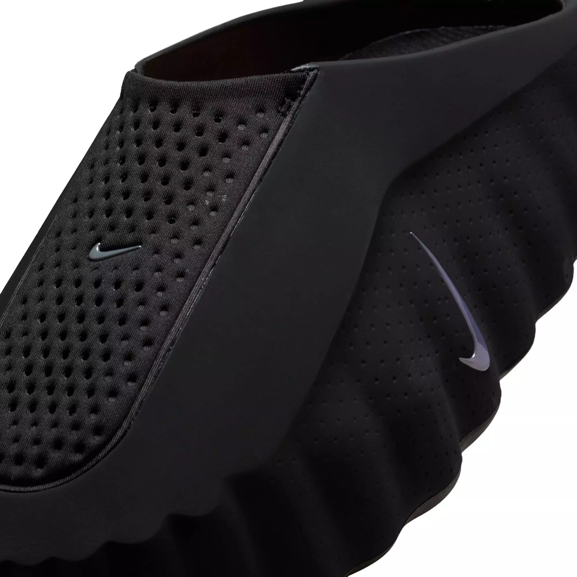 Nike Mind 001 Pregame "Black/Chrome/Hyper Crimson/White" Men's Mule - BLACK/RED