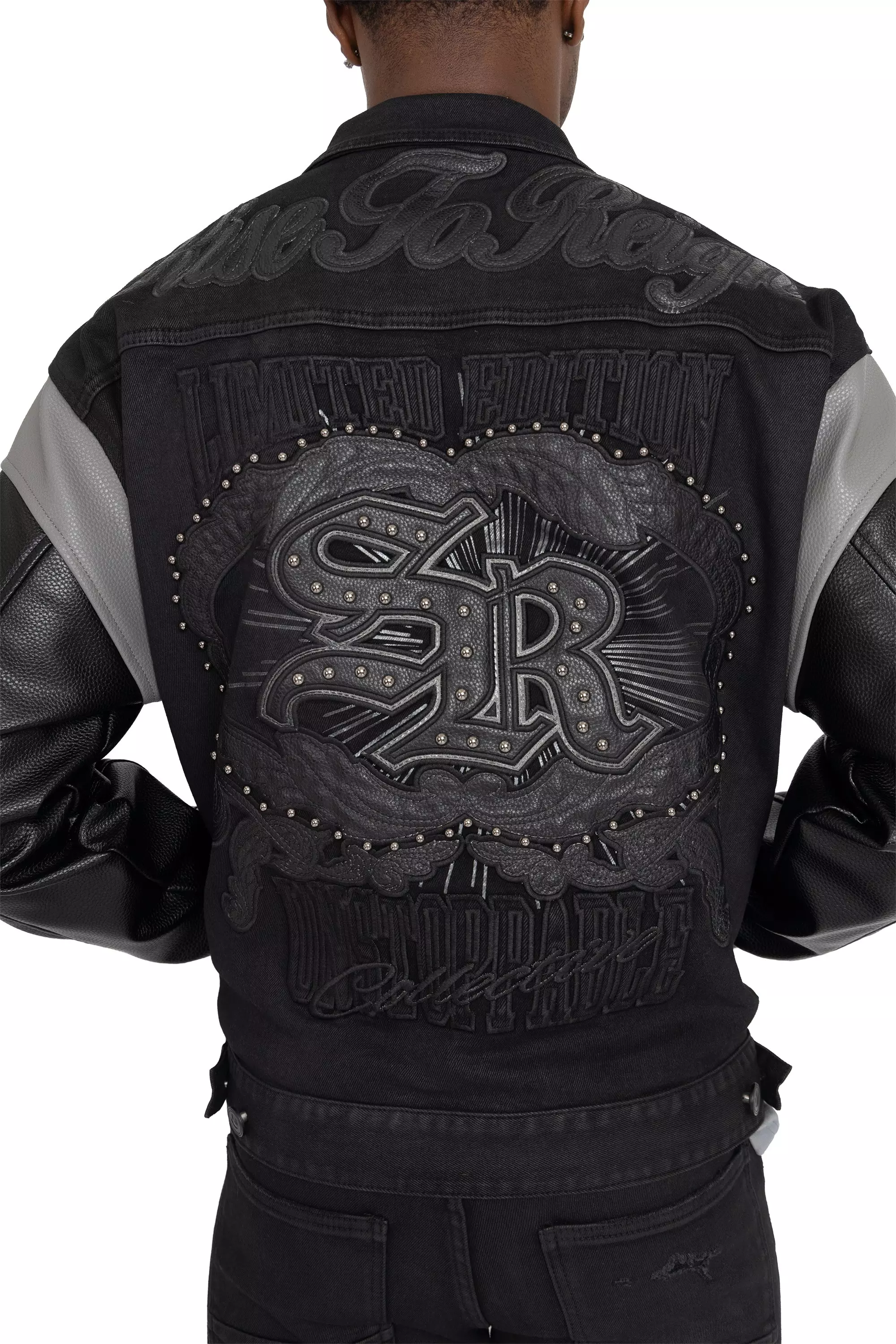 FA26 RISE TO REIGN TRUCKER JKT - BLACK