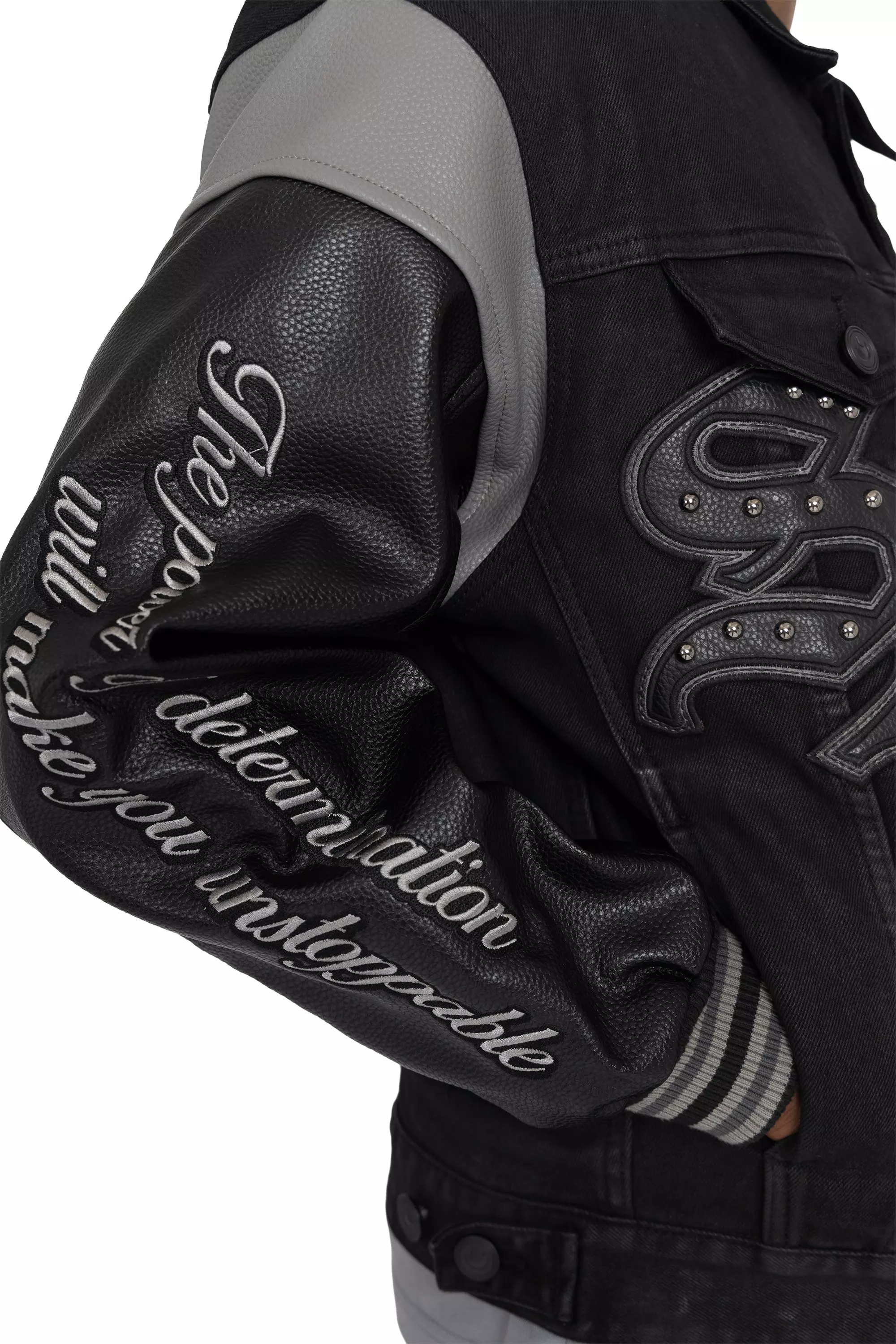 FA26 RISE TO REIGN TRUCKER JKT - BLACK