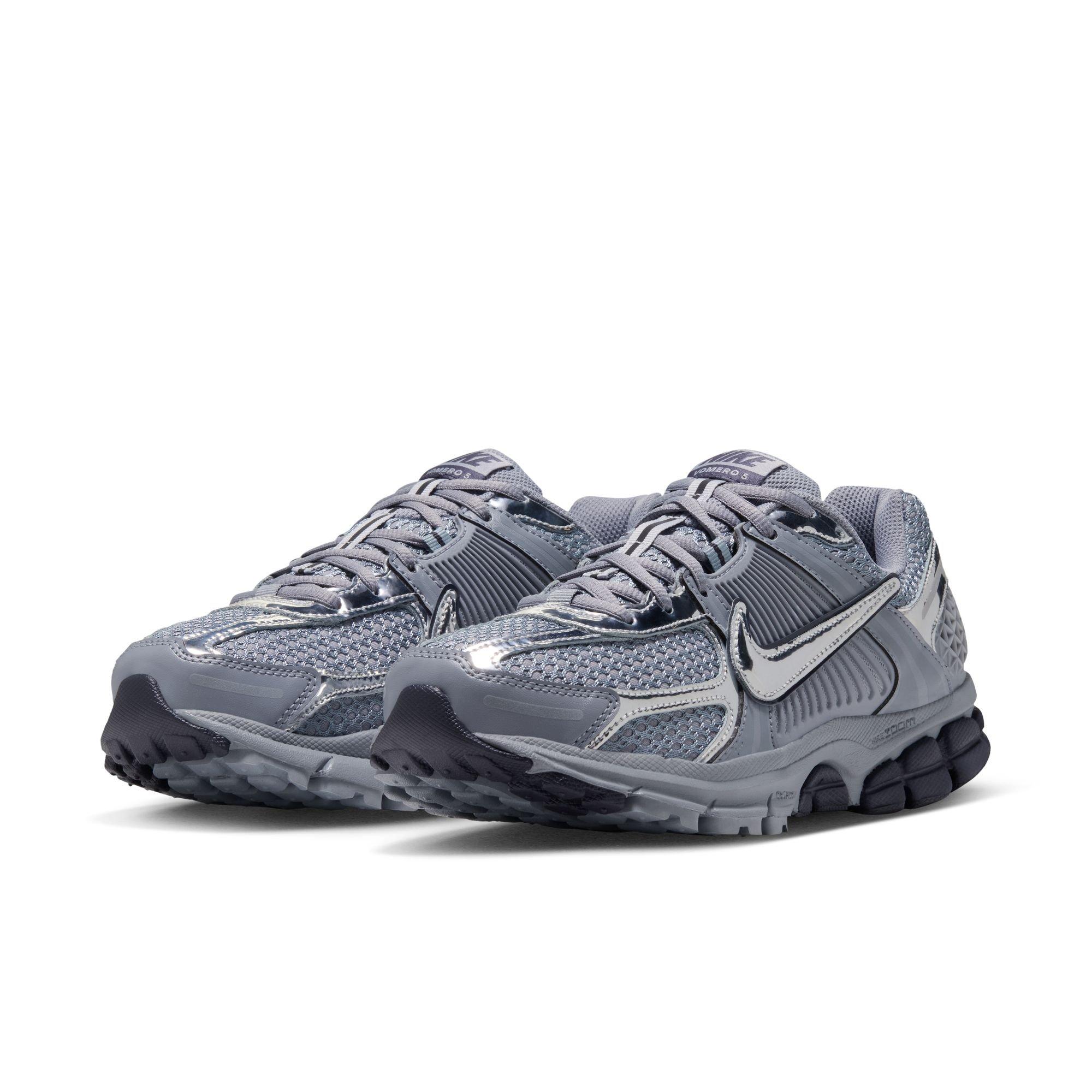 Nike Vomero 5 "Stealth/Metallic Silver/Gridiron" Women's Shoe - CHROME