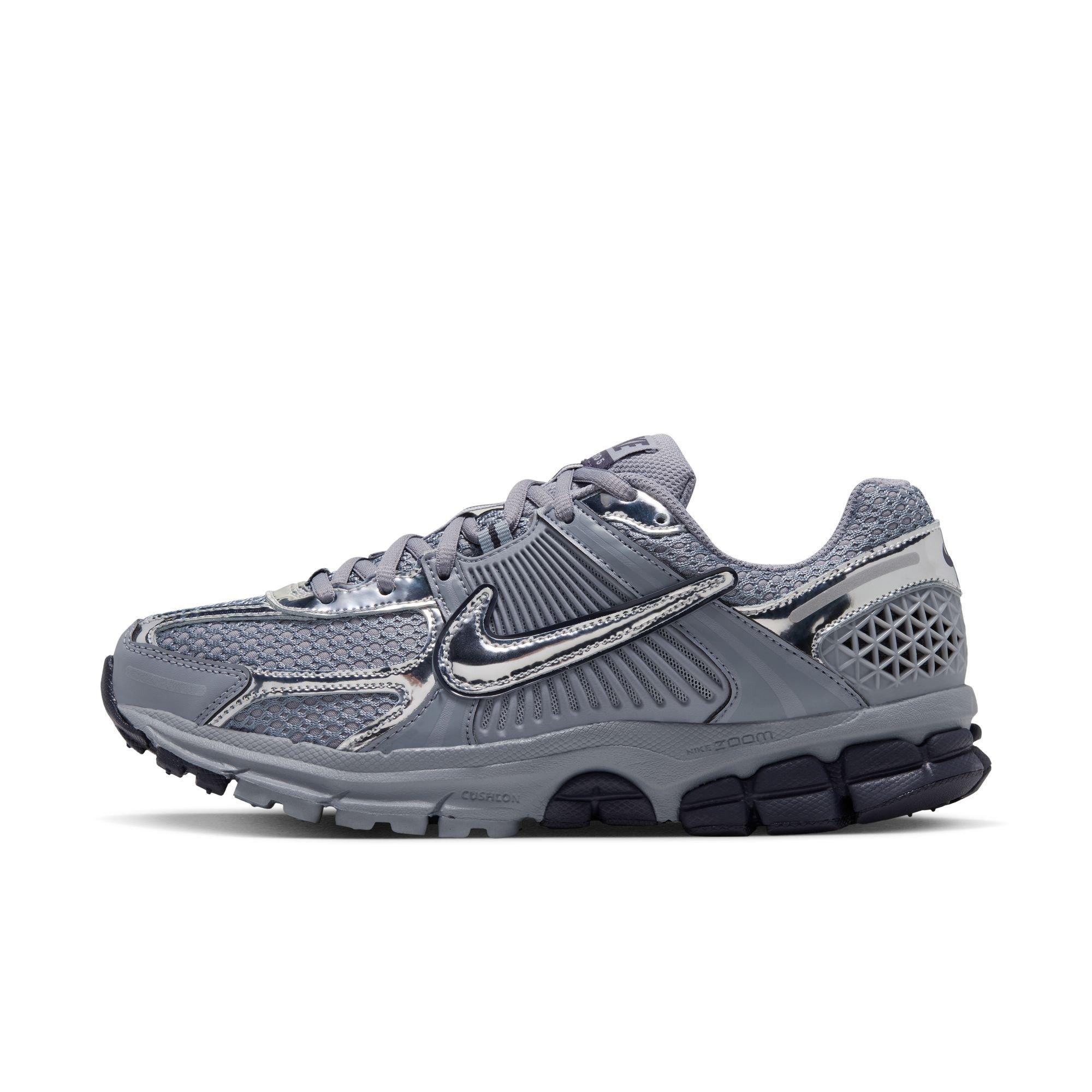 Nike Vomero 5 "Stealth/Metallic Silver/Gridiron" Women's Shoe - CHROME