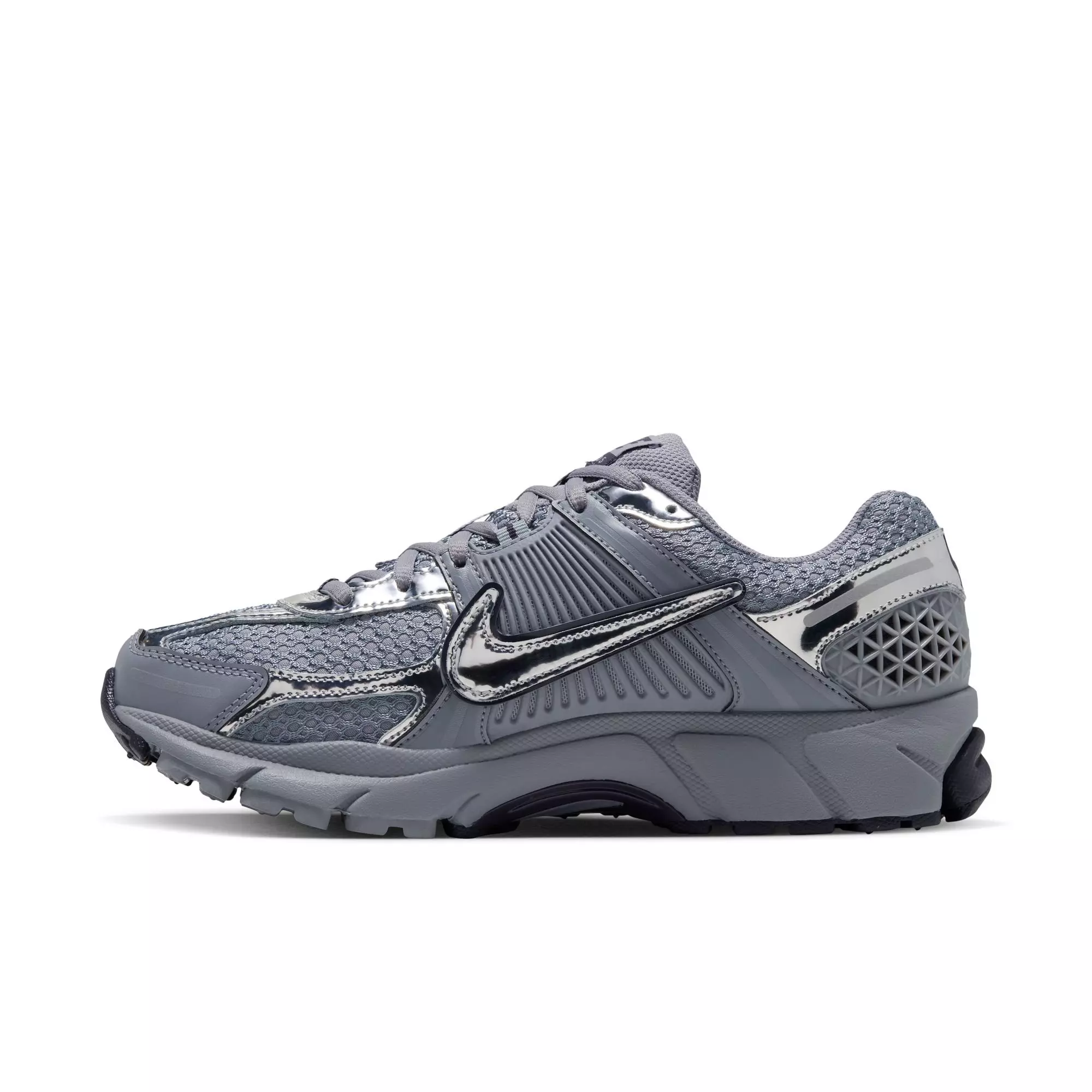 Nike Vomero 5 "Stealth/Metallic Silver/Gridiron" Women's Shoe - CHROME