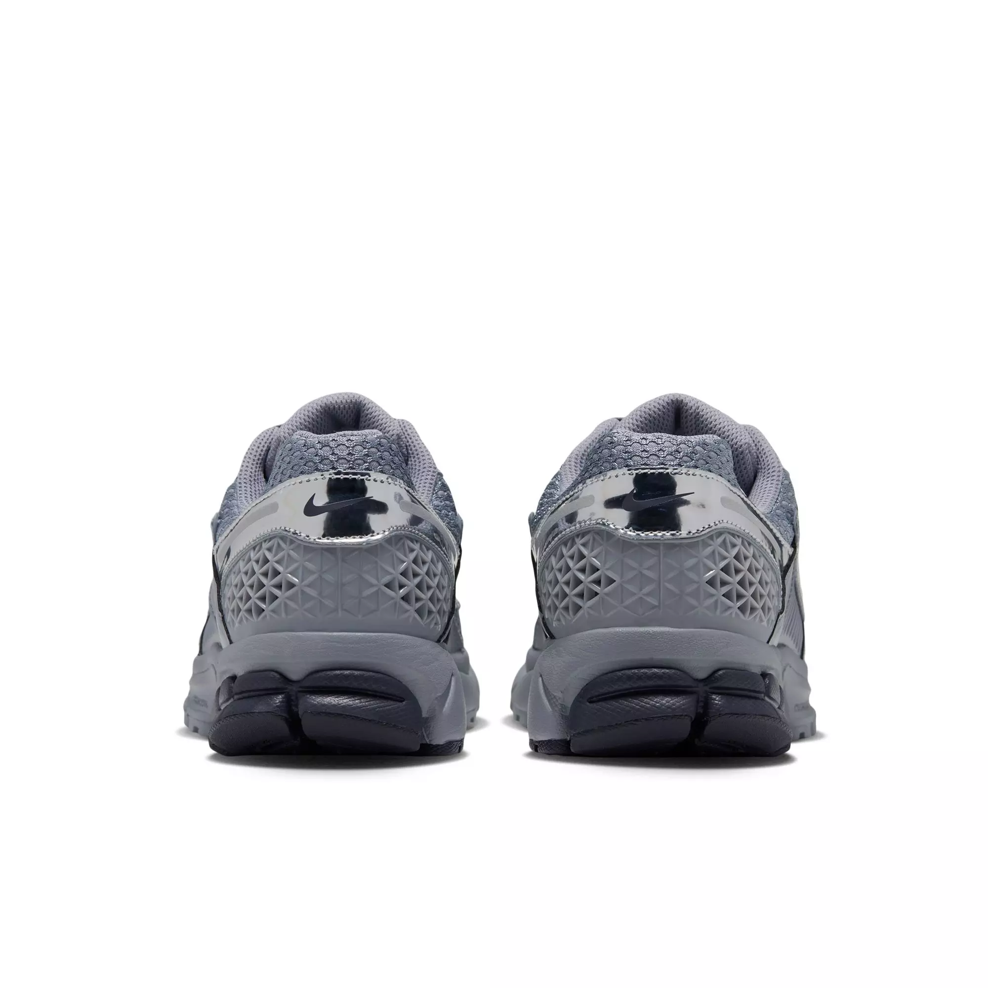 Nike Vomero 5 "Stealth/Metallic Silver/Gridiron" Women's Shoe - CHROME