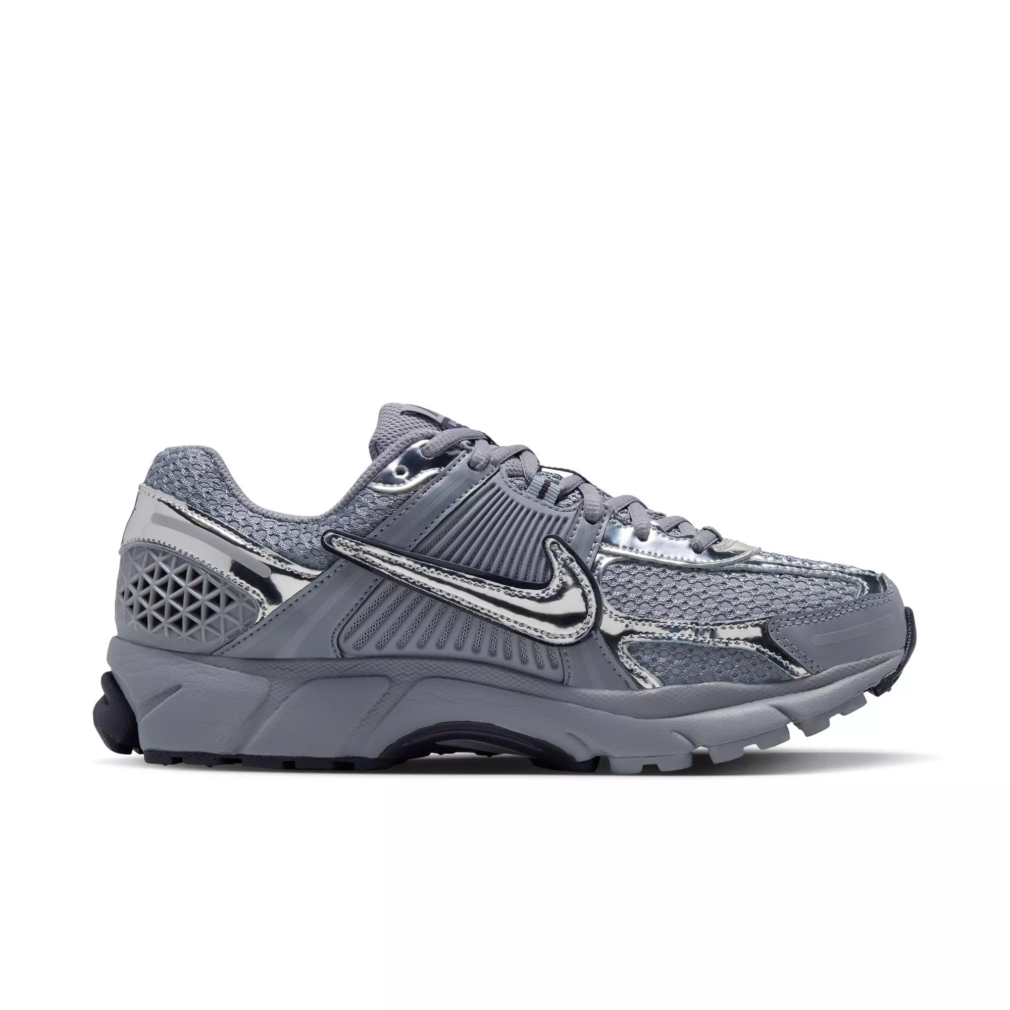 Nike Vomero 5 "Stealth/Metallic Silver/Gridiron" Women's Shoe - CHROME