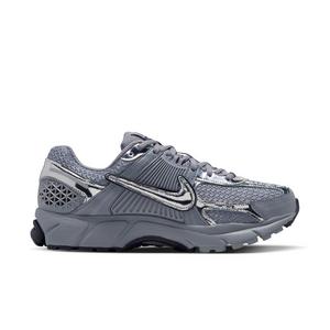 Nike Vomero 5 "Stealth/Metallic Silver/Gridiron" Women's Shoe - CHROME
