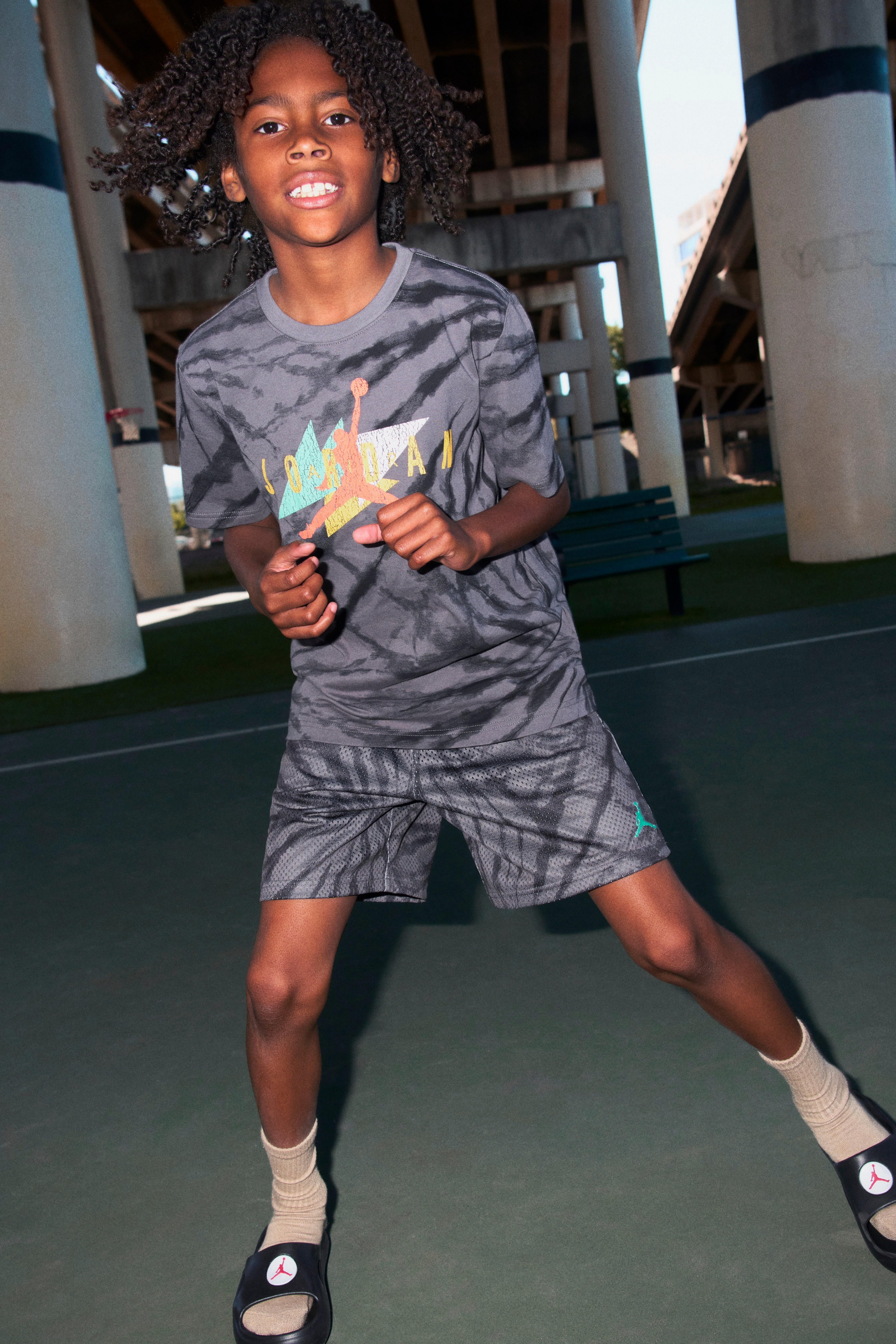 Jordan Big Boys' Tie Dye Mesh Shorts - GREY Thumbnail View 8
