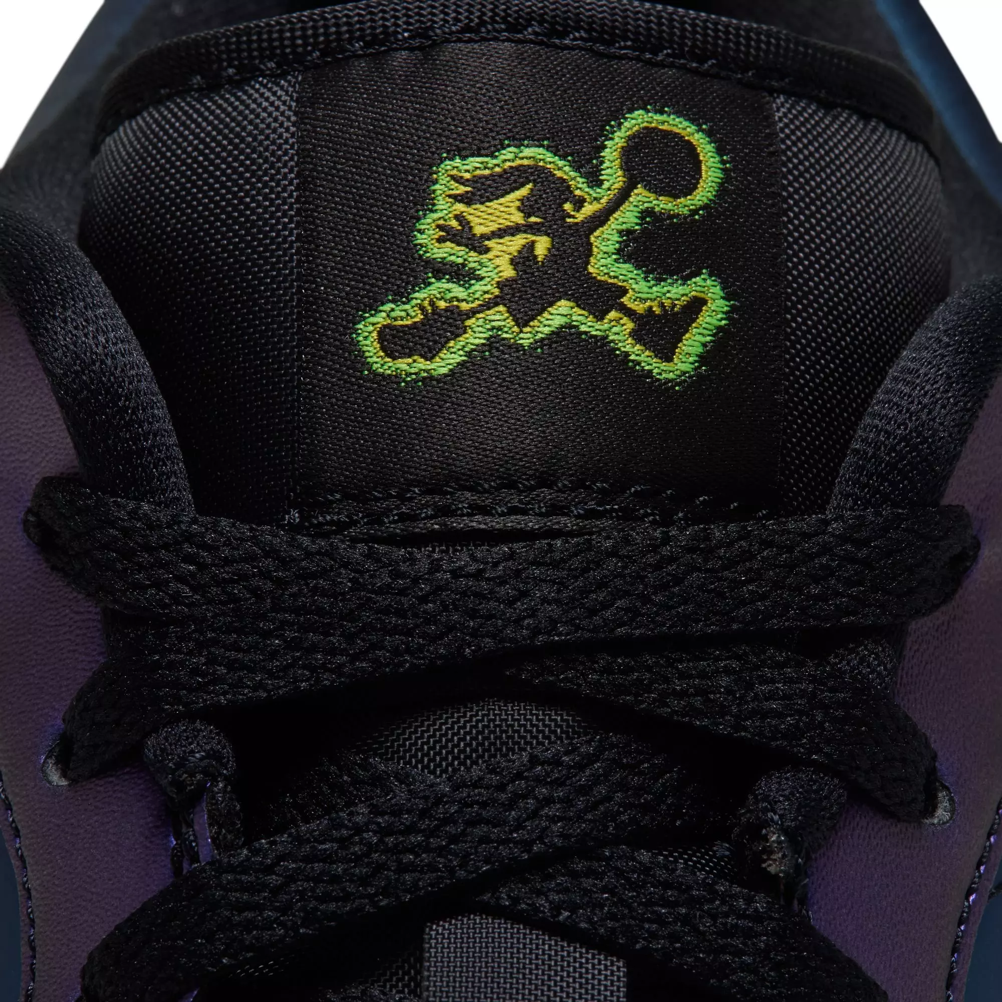 Jordan 1 Low SE "Magic Ball" Men's Shoe - BLACK/METALLIC SILVER/ACTION GREEN