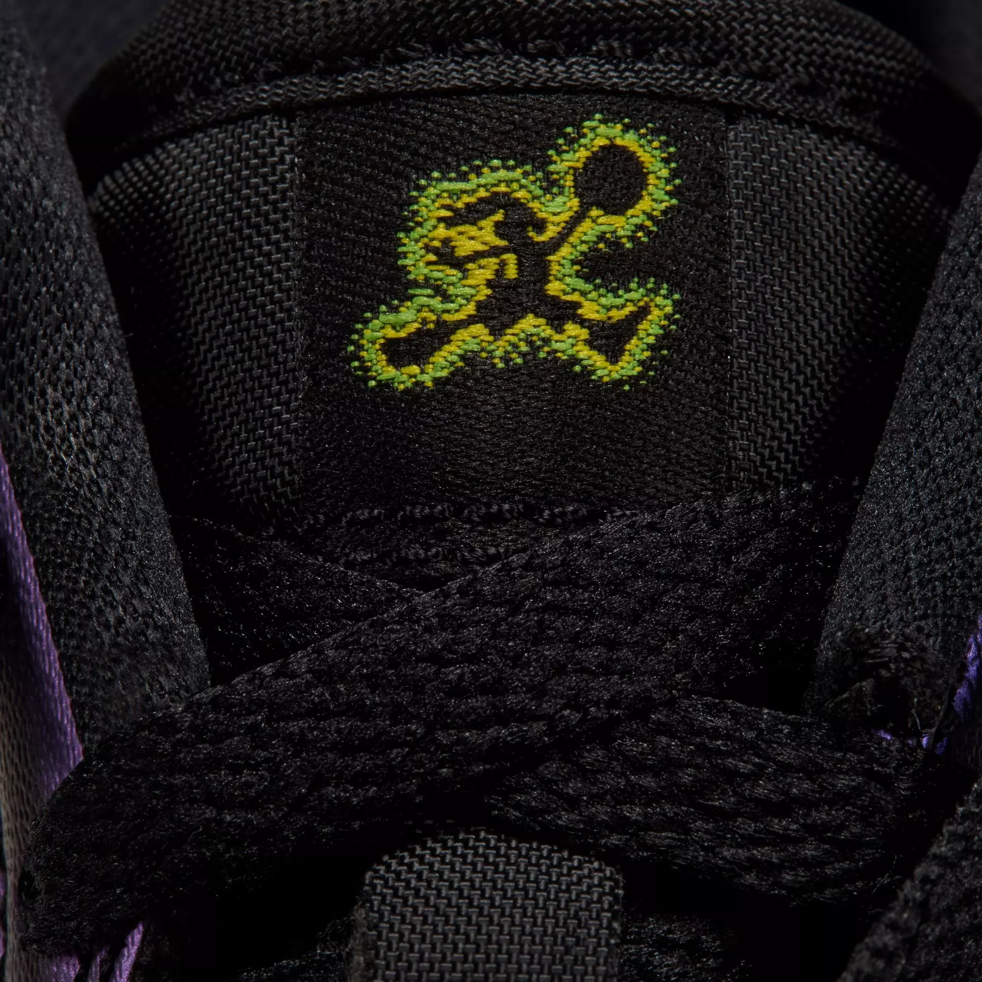 Jordan 1 Low SE "Magic Ball" Preschool Kids' Shoe - BLACK/METALLIC SILVER/ACTION GREEN