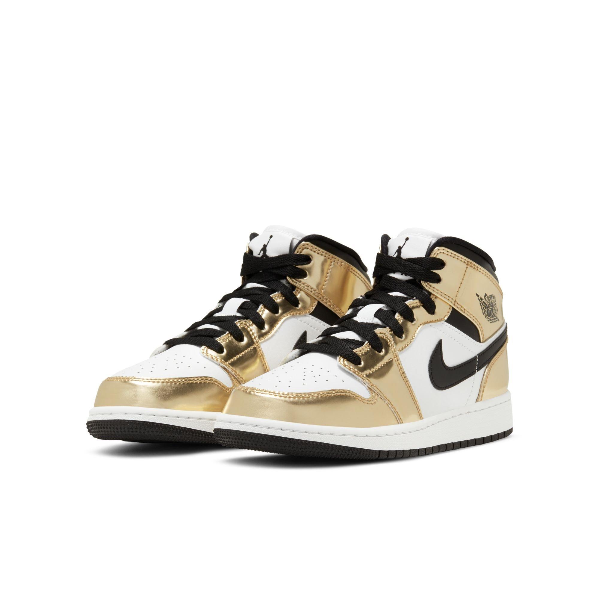 Jordan 1 Mid SE "Metallic Gold/Black/White" Grade School Boys' Shoe - GOLD/BLACK/WHITE Thumbnail View 5