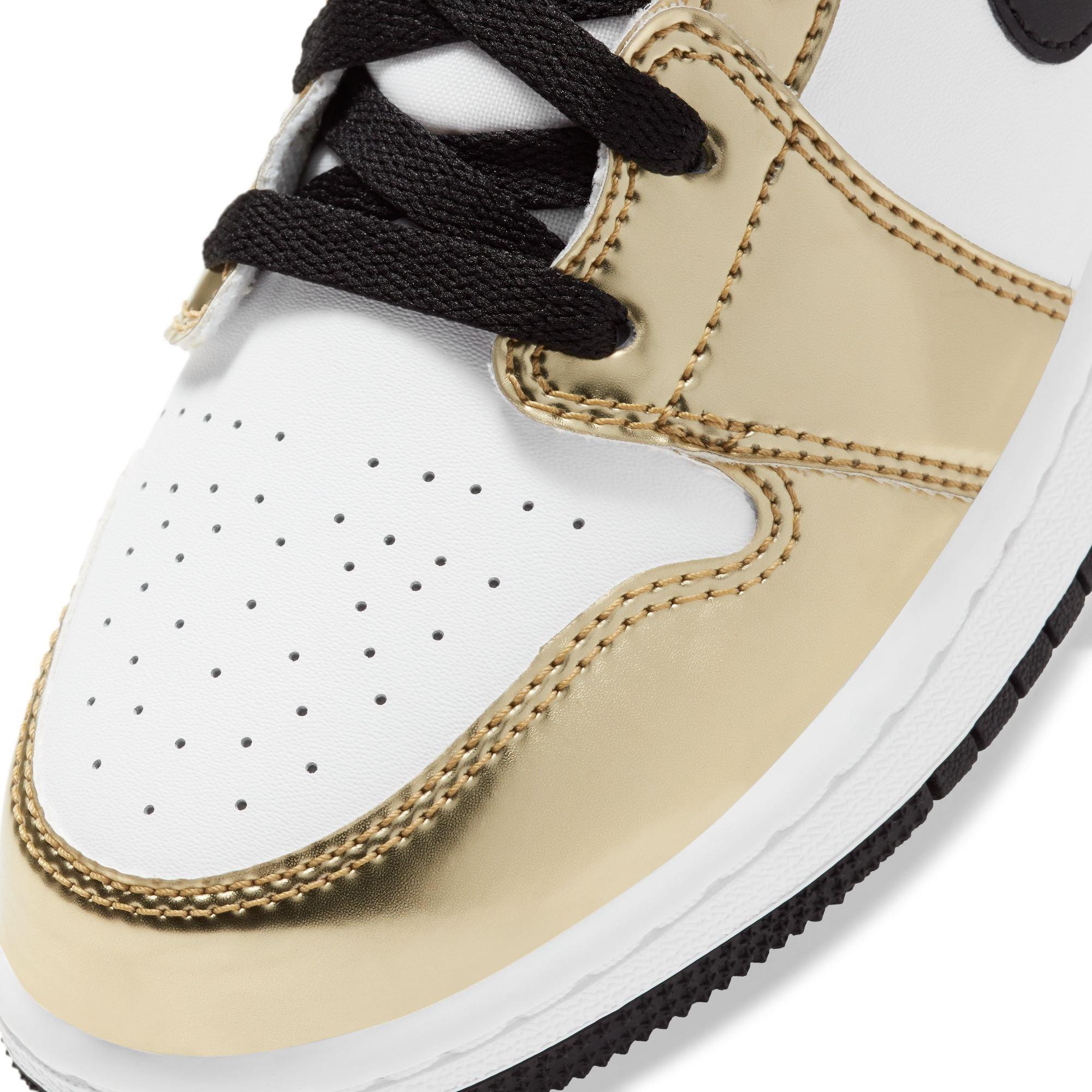 Jordan 1 Mid SE "Metallic Gold/Black/White" Grade School Boys' Shoe - GOLD/BLACK/WHITE Thumbnail View 9