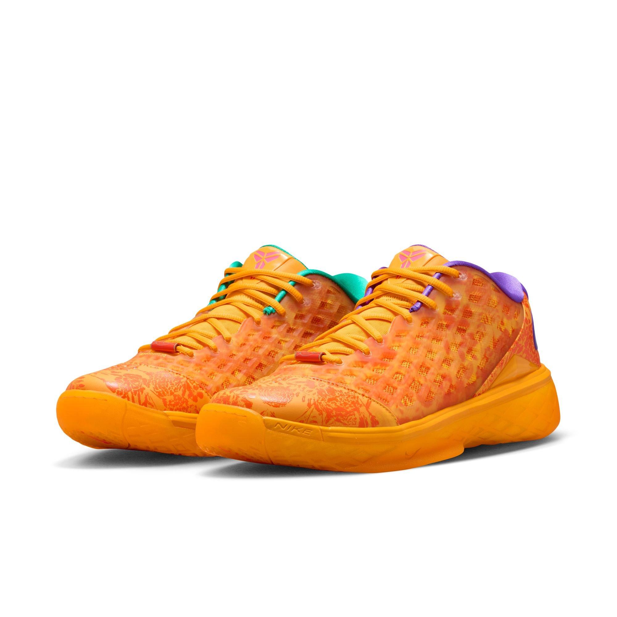 Nike Kobe III Low Protro "Mamba Eterno" Men's Basketball Shoe - SAFETY ORANGE/PICANTE RED/SUNDIAL
