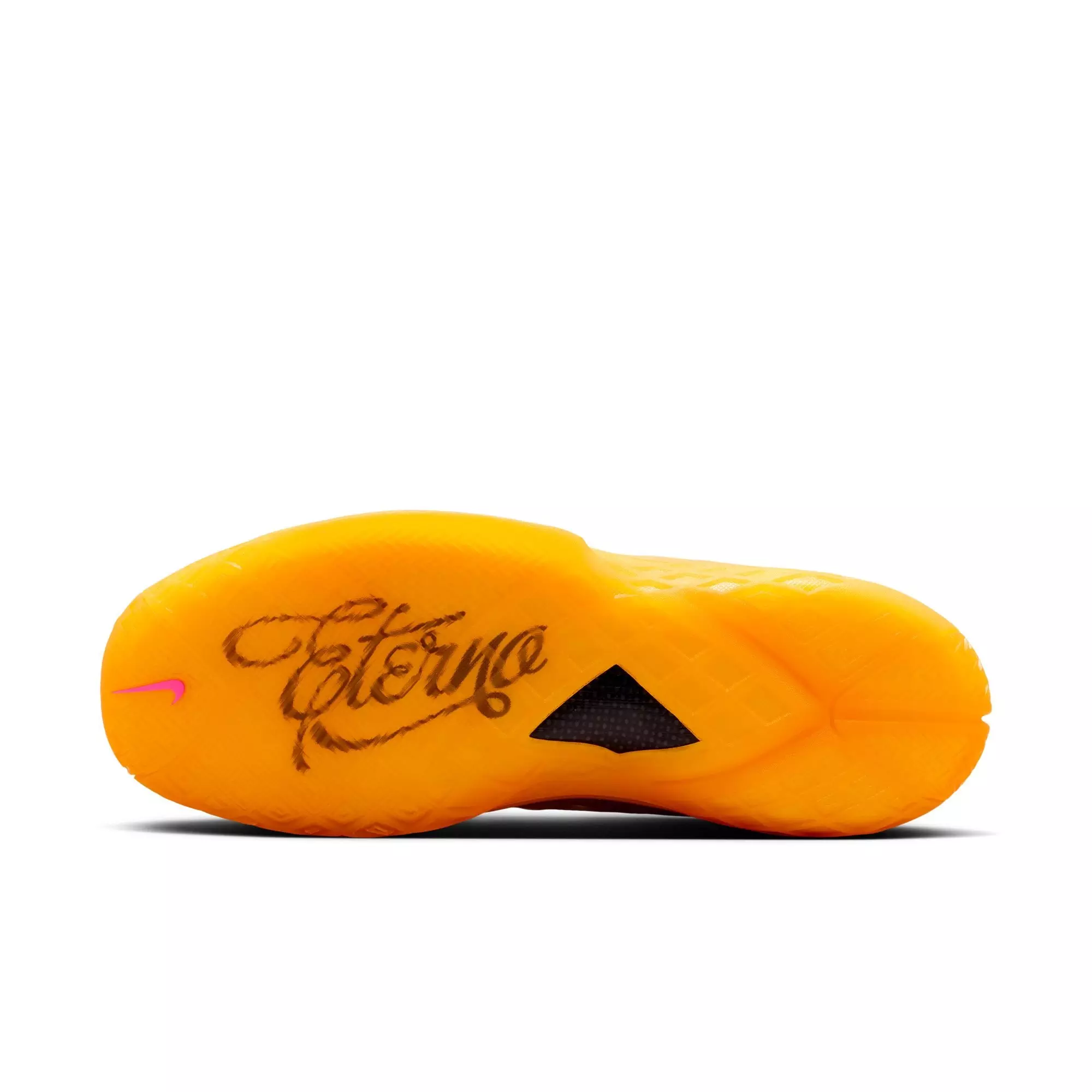 Nike Kobe III Low Protro "Mamba Eterno" Men's Basketball Shoe - SAFETY ORANGE/PICANTE RED/SUNDIAL