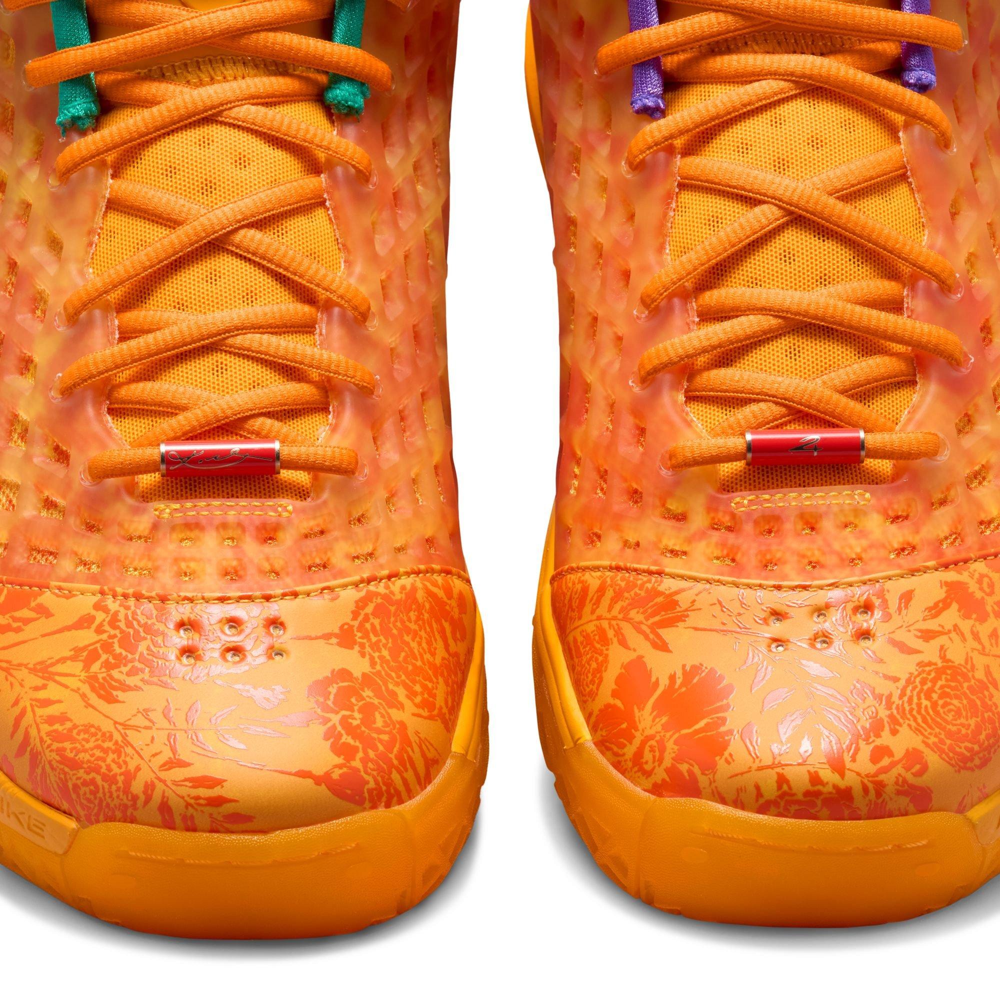 Nike Kobe III Low Protro "Mamba Eterno" Men's Basketball Shoe - SAFETY ORANGE/PICANTE RED/SUNDIAL