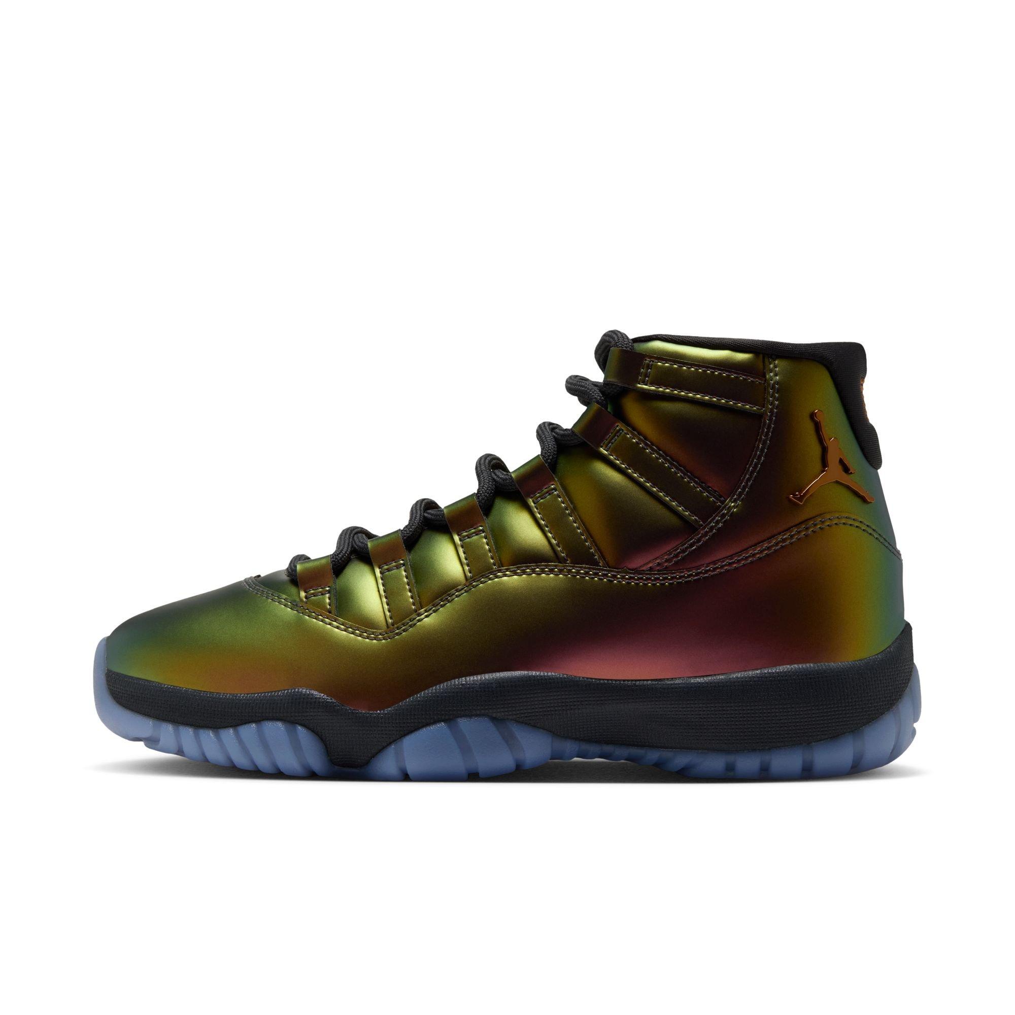 Jordan 11 Retro "Magic Ball" Women's Shoe - LT BRITISH TAN/OFF NOIR/METALLIC SILVER