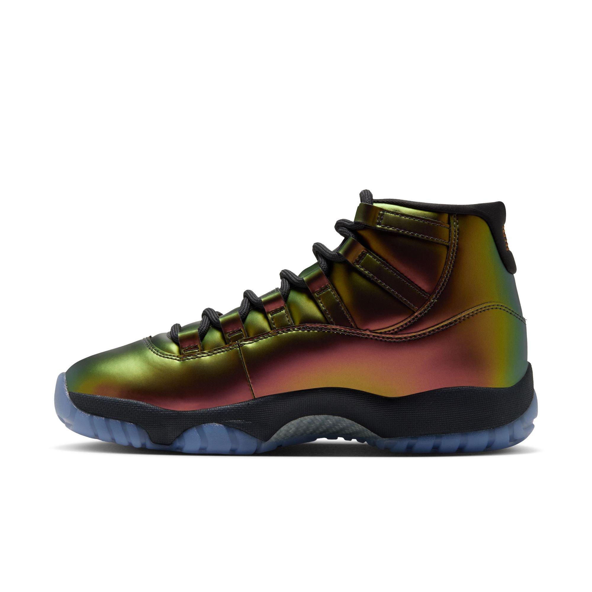 Jordan 11 Retro "Magic Ball" Women's Shoe - LT BRITISH TAN/OFF NOIR/METALLIC SILVER
