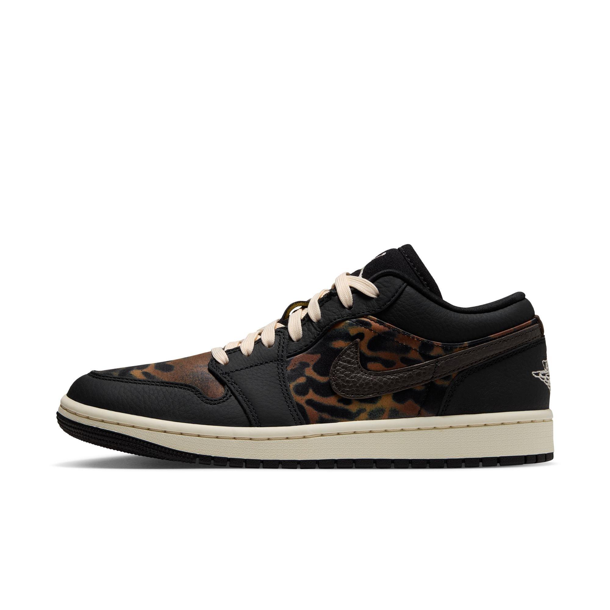 Jordan 1 Low SE "Black/Chalk/Velvet Brown" Women's Shoe - BLACK/BROWN