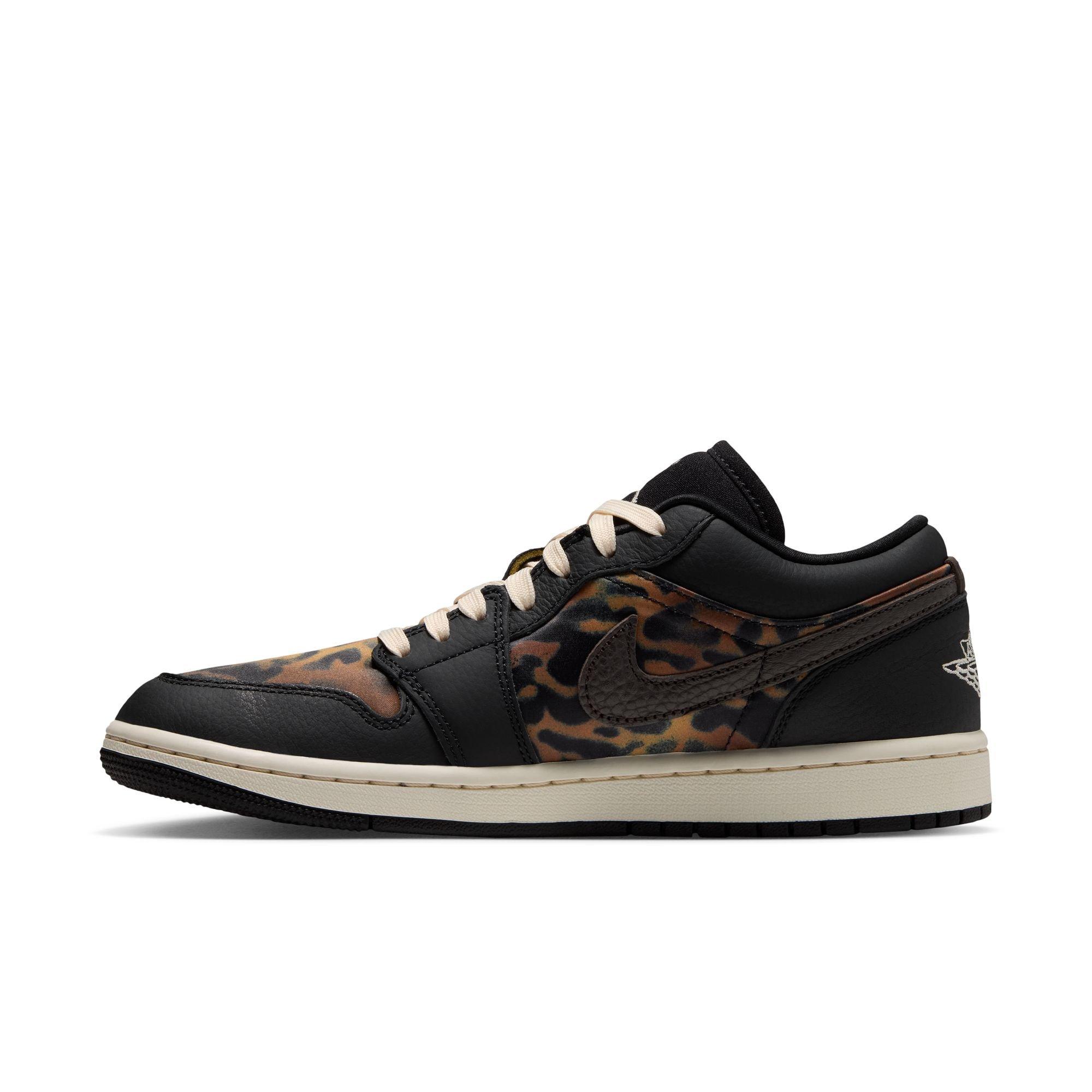 Jordan 1 Low SE "Black/Chalk/Velvet Brown" Women's Shoe - BLACK/BROWN
