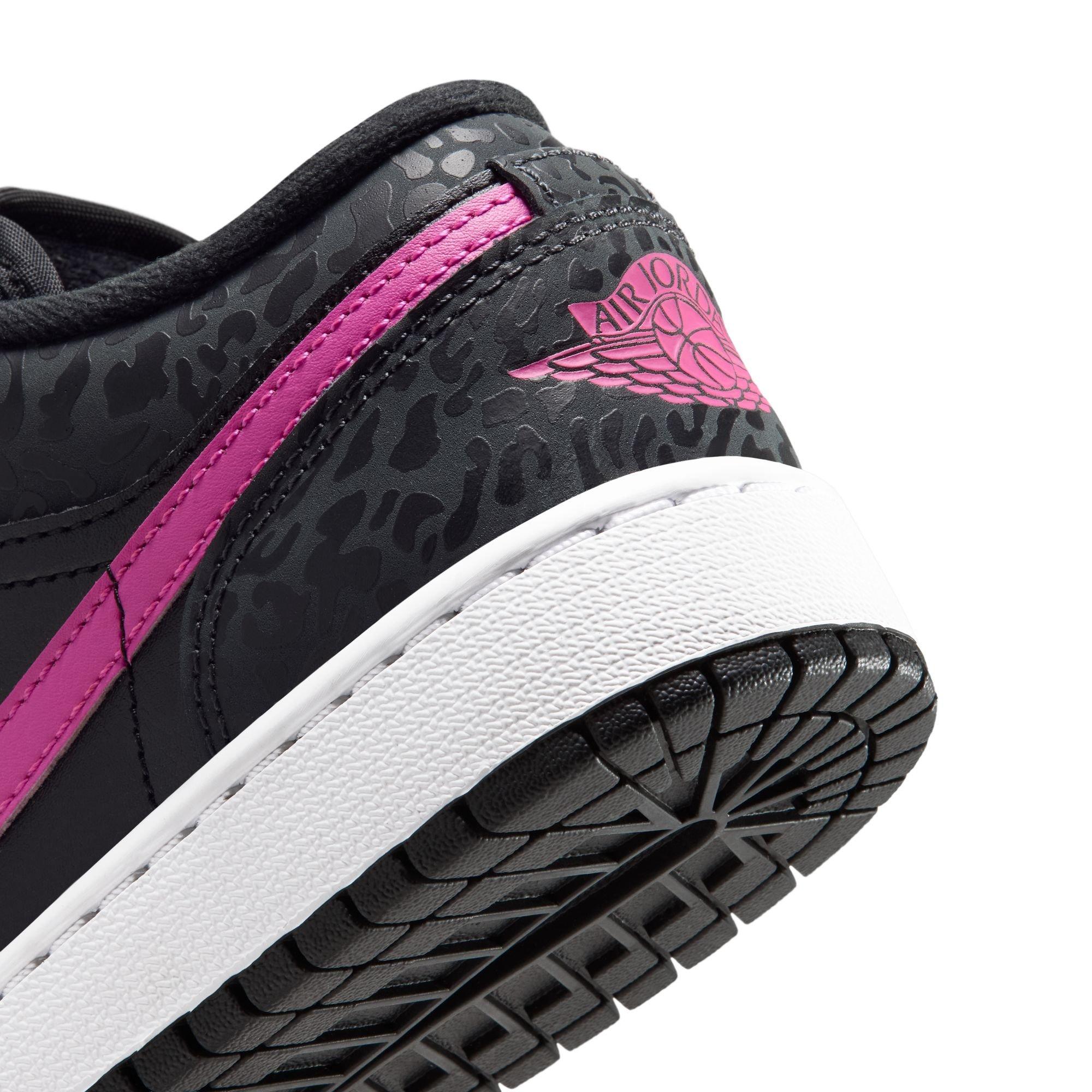 Jordan 1 Low SE "Anthracite/Laser Fuchsia/Black/White" Grade School Girls' Shoe - BLACK/PINK