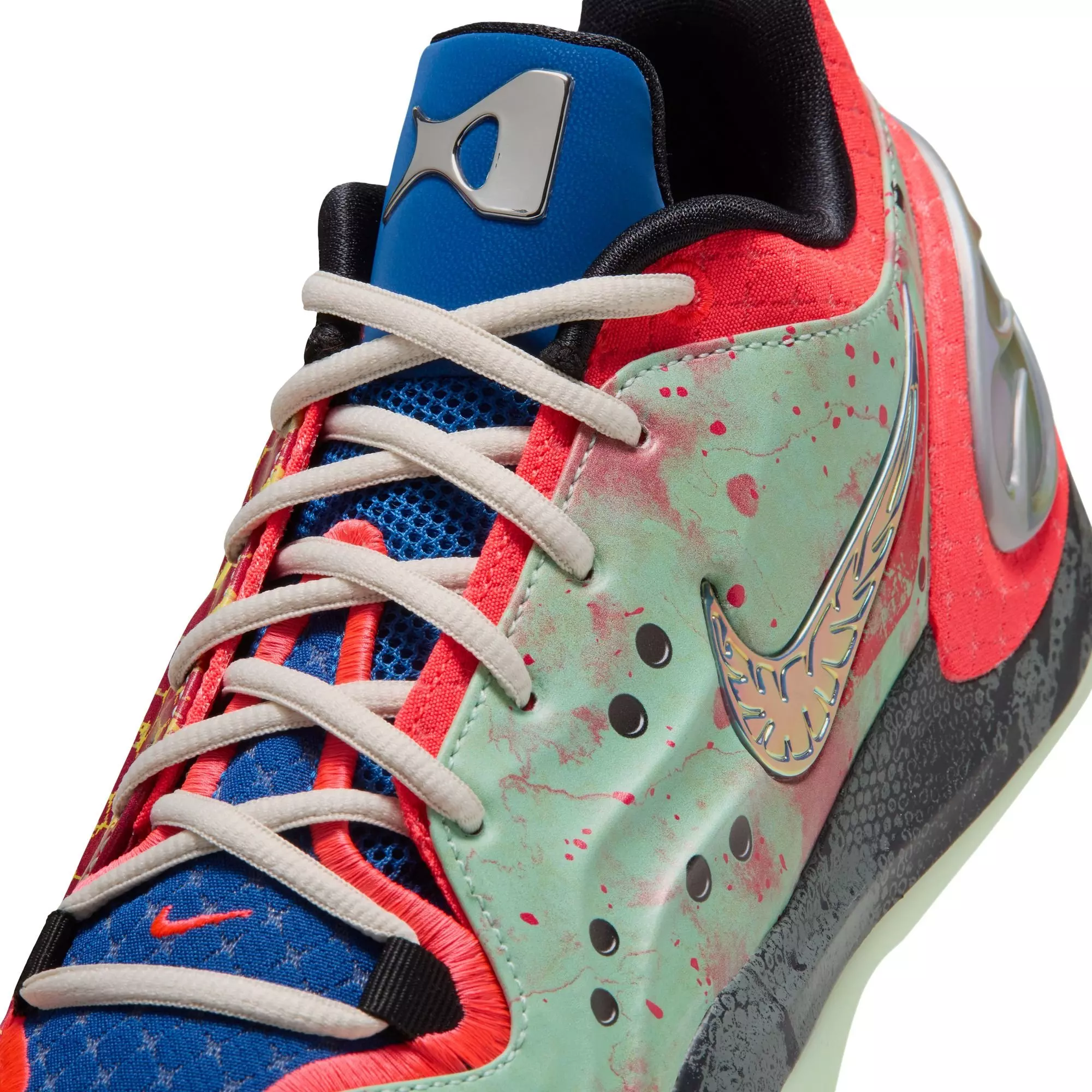 Nike A'Two "Potion No. 22" Basketball Shoe - LT OREWOOD BRN/BLACK/PINE GREEN