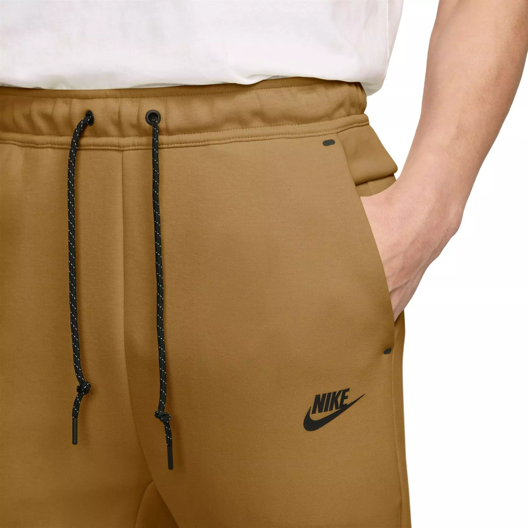 Nike Men's Tech Fleece Joggers - Wheat - WHEAT