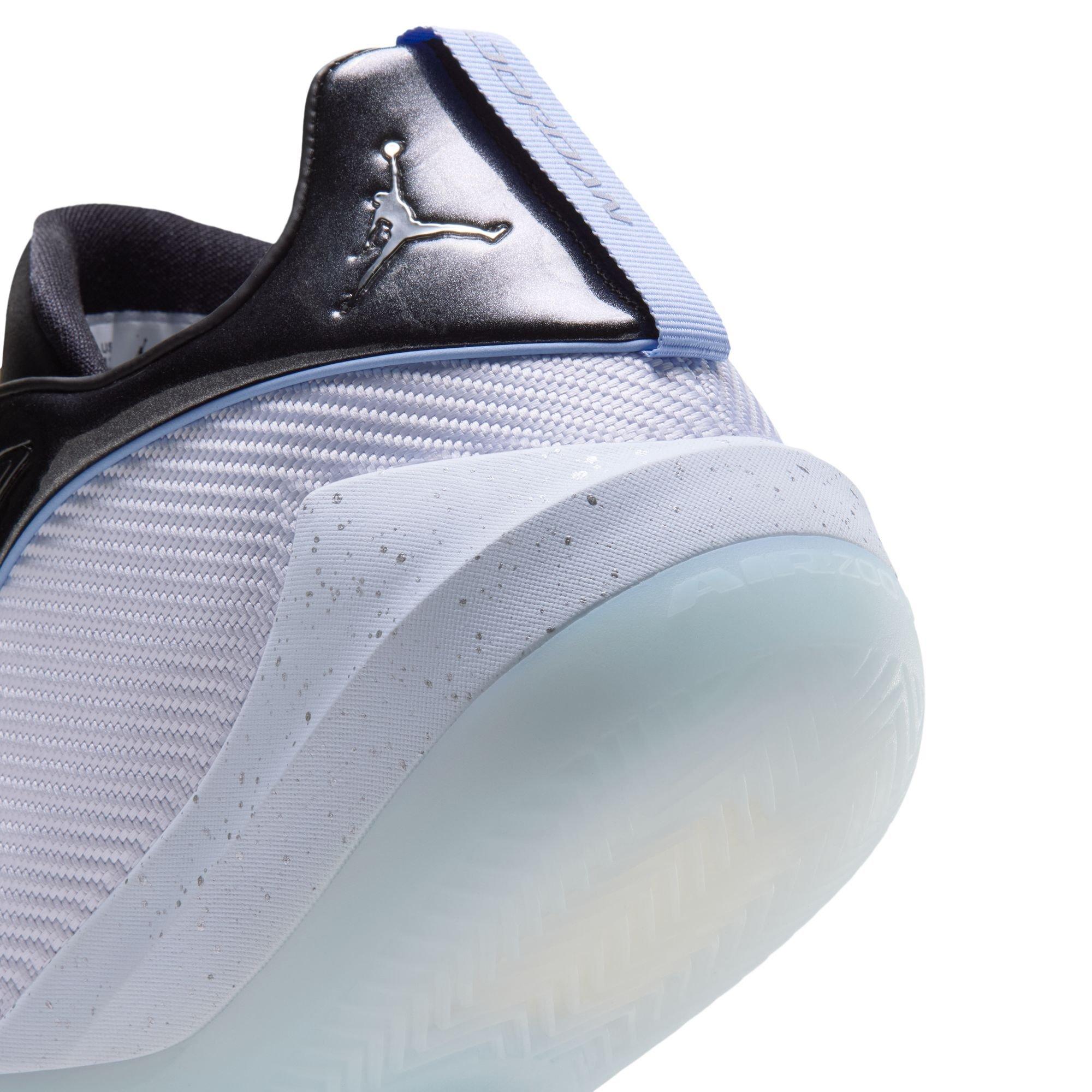 Jordan Triangle "Space Jam" Men's Basketball Shoe - FOOTBALL GREY/CHROME/BLACK-ALUMINUM