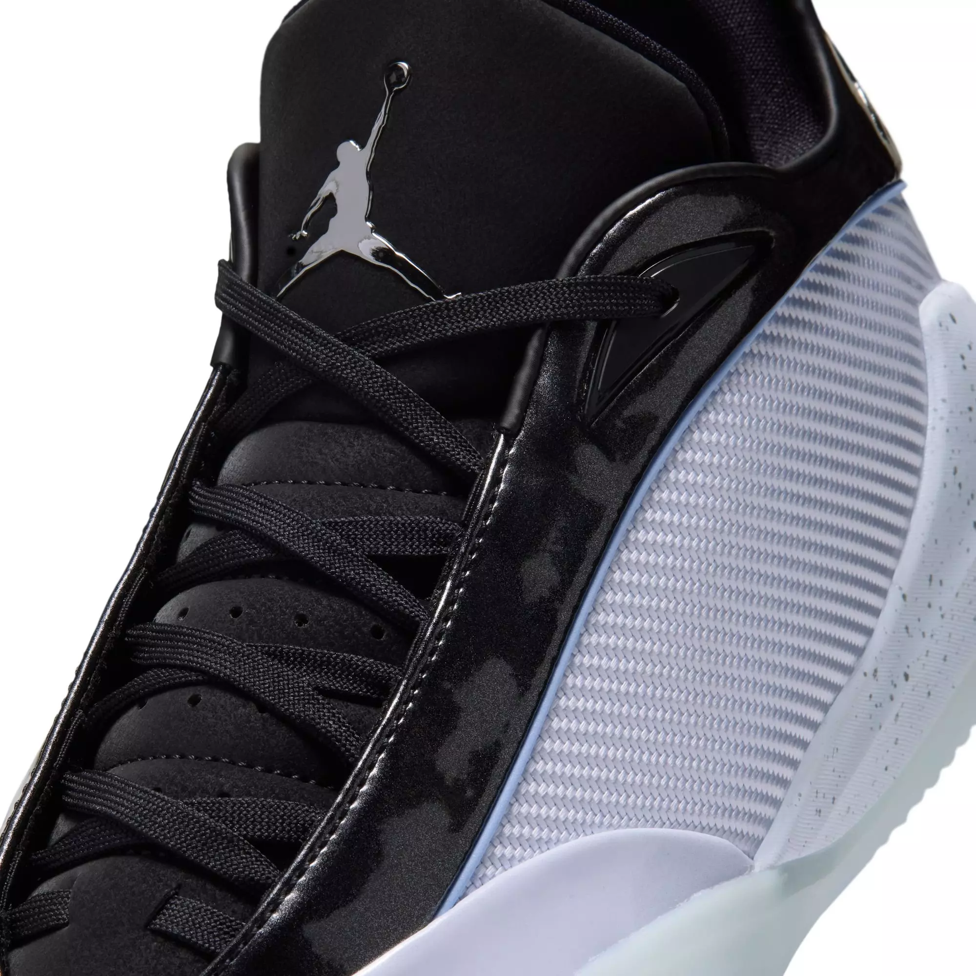 Jordan Triangle "Space Jam" Men's Basketball Shoe - FOOTBALL GREY/CHROME/BLACK-ALUMINUM