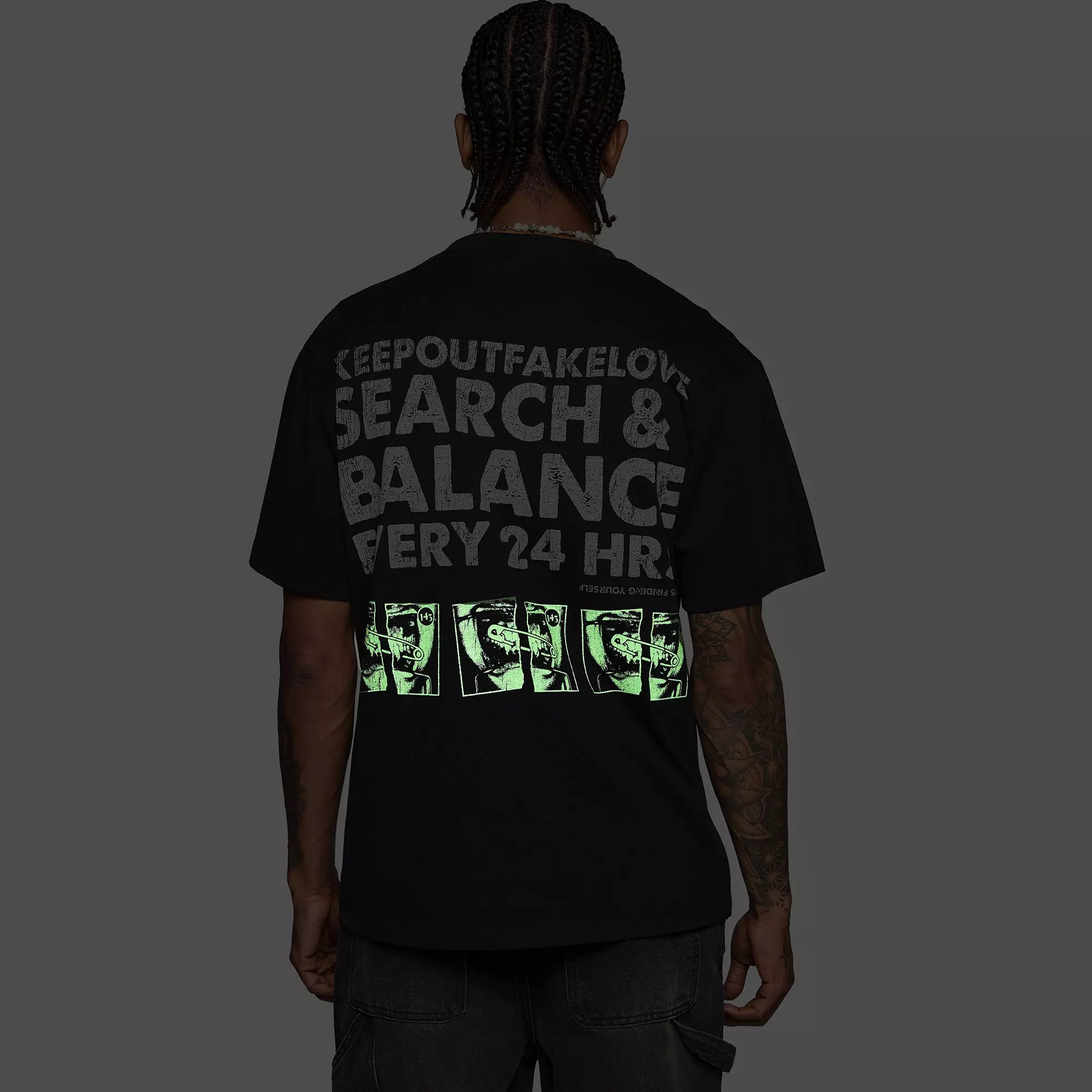 KEEPOUTFAKELOVE Men's Cinema Tee - BLACK