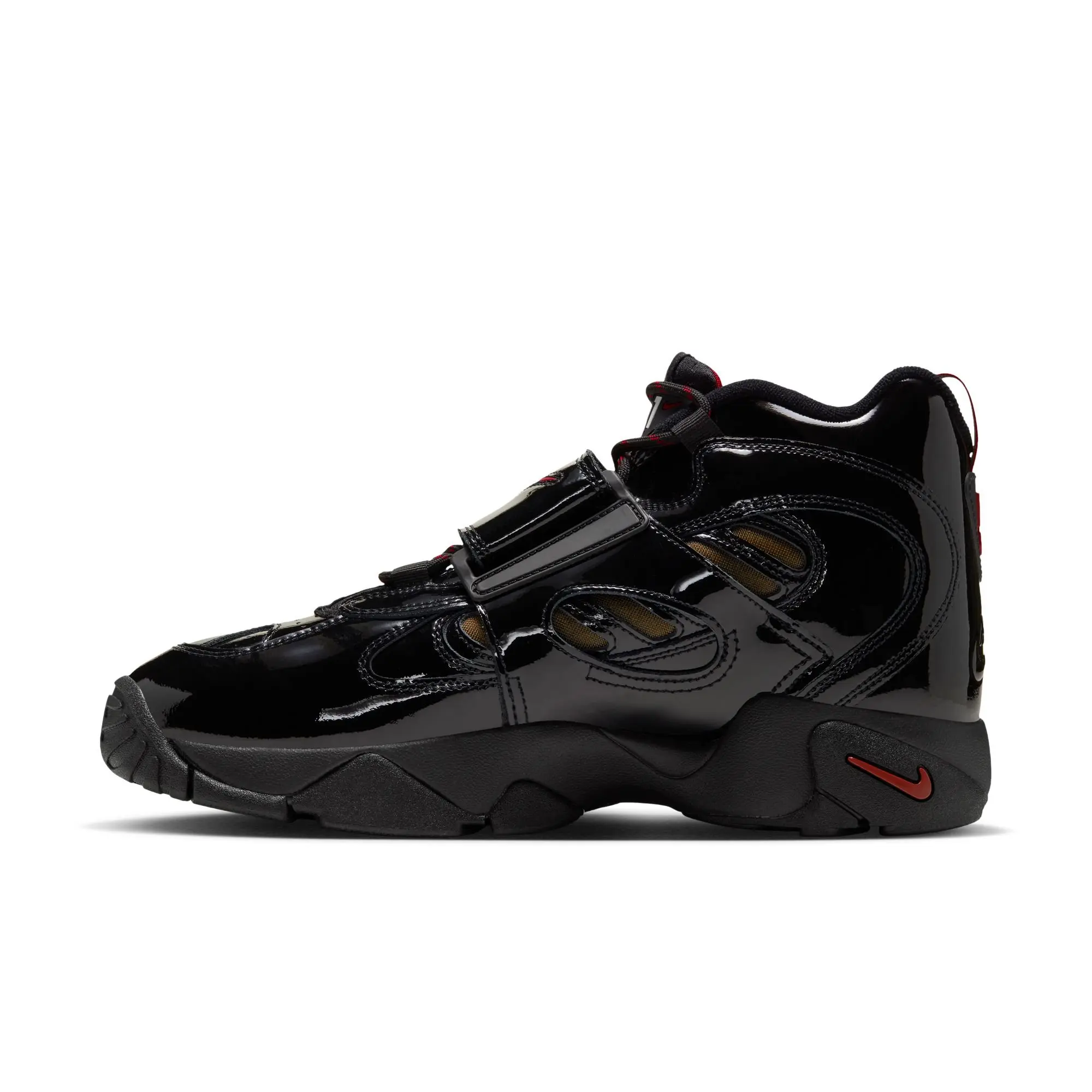 Nike Air Diamond Turf II "Cincy" Men's Shoe - BLACK/GYM RED/METALLIC GOLD