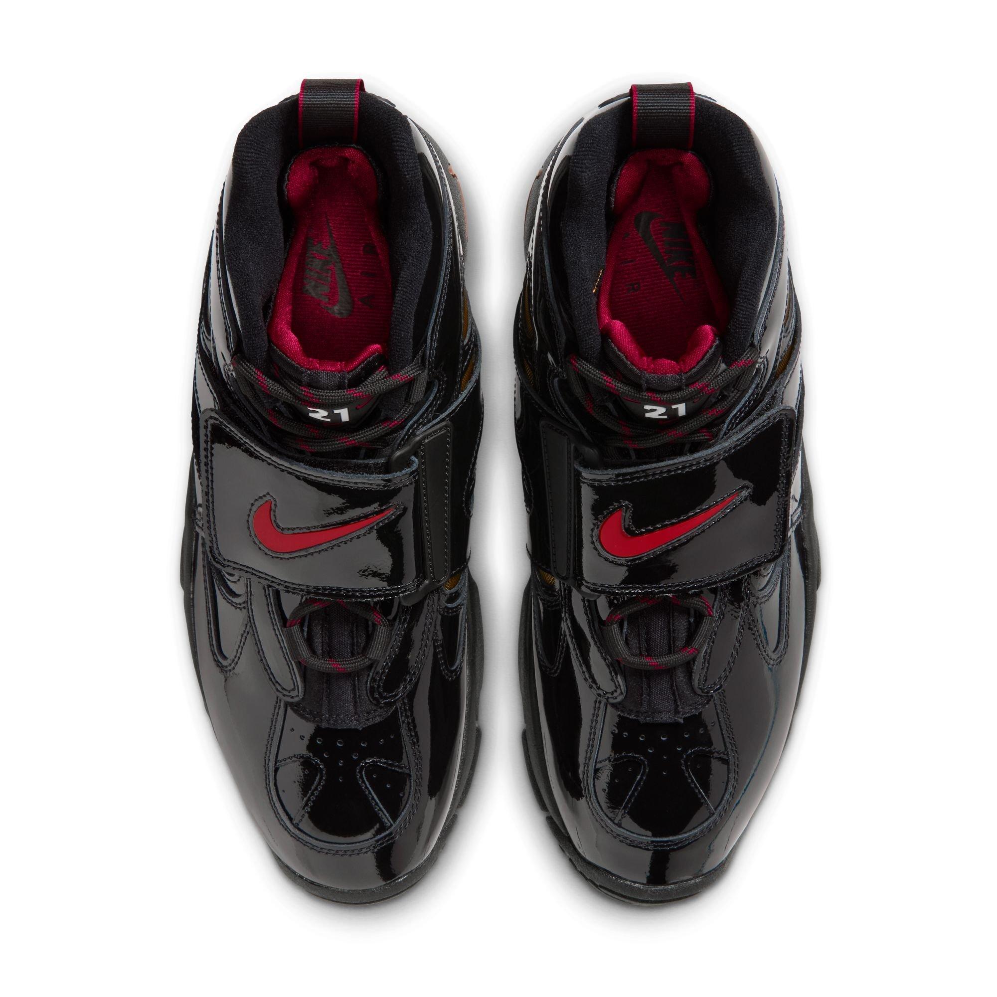 Nike Air Diamond Turf II "Cincy" Men's Shoe - BLACK/GYM RED/METALLIC GOLD