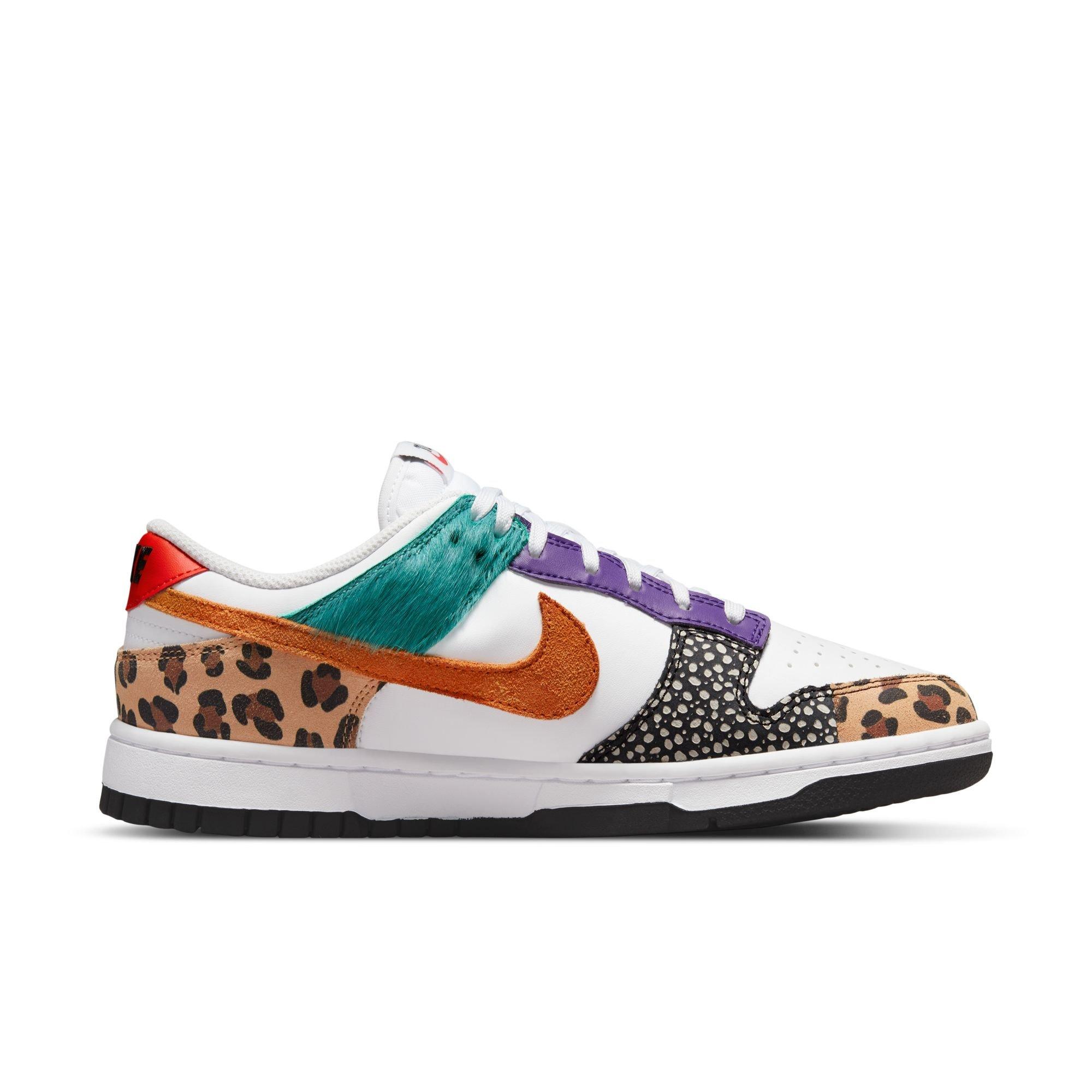 Nike Dunk Low SE "White/Light Curry/Washed Teal" Women's Shoe - WHITE/BLUE/YELLOW