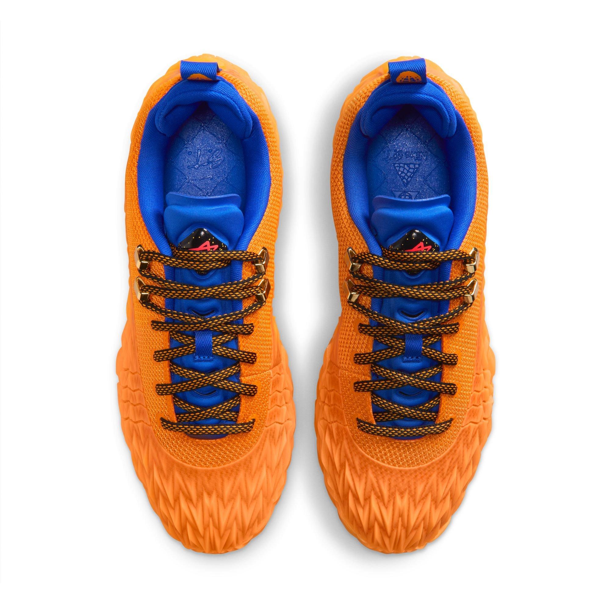 Nike S.T. Charge "Detroit Tough" Men's Basketball Shoe - BRIGHT CERAMIC/METALLIC GOLD Thumbnail View 7