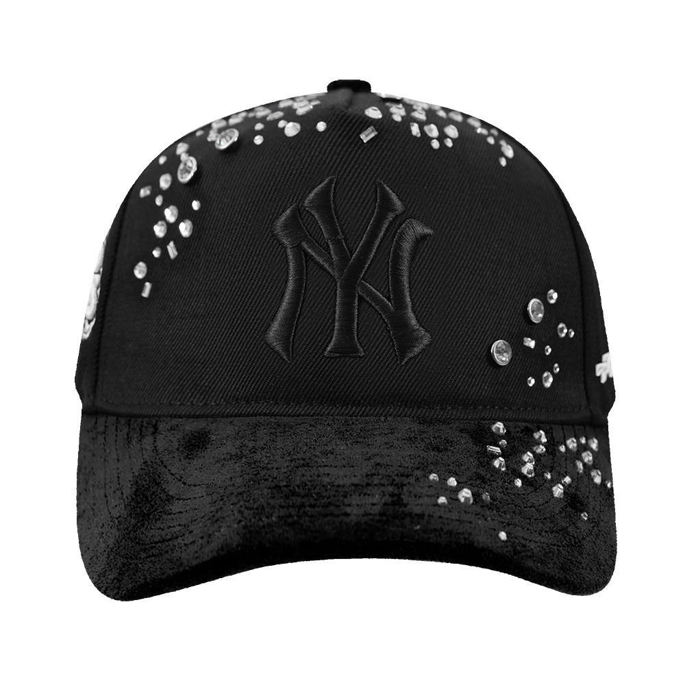 Pro Standard New York Yankees Iced Out Triple Black Snapback Hat - Black - BLACK