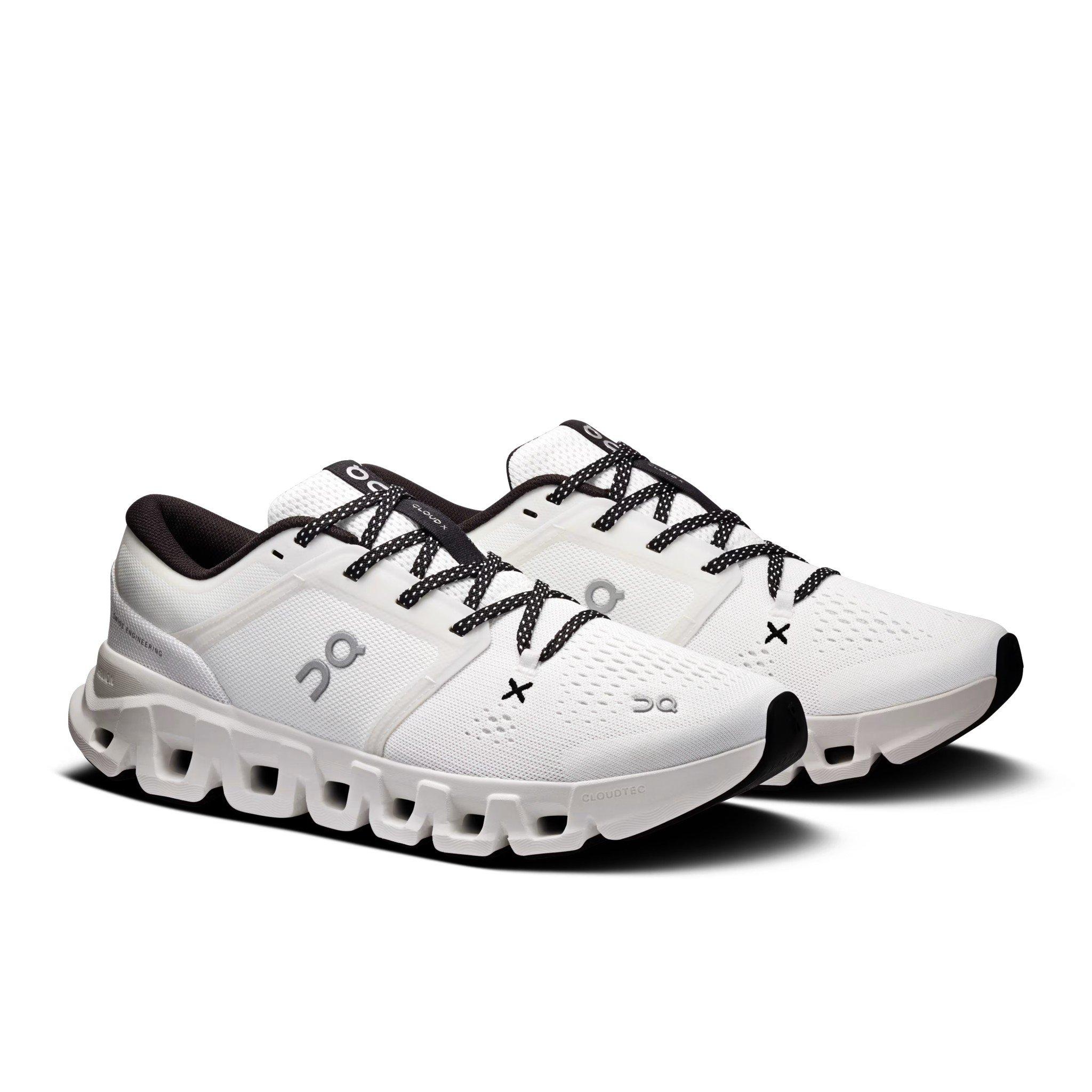 On Cloud X5 "White/Black" Women's Shoe - WHITE/BLACK