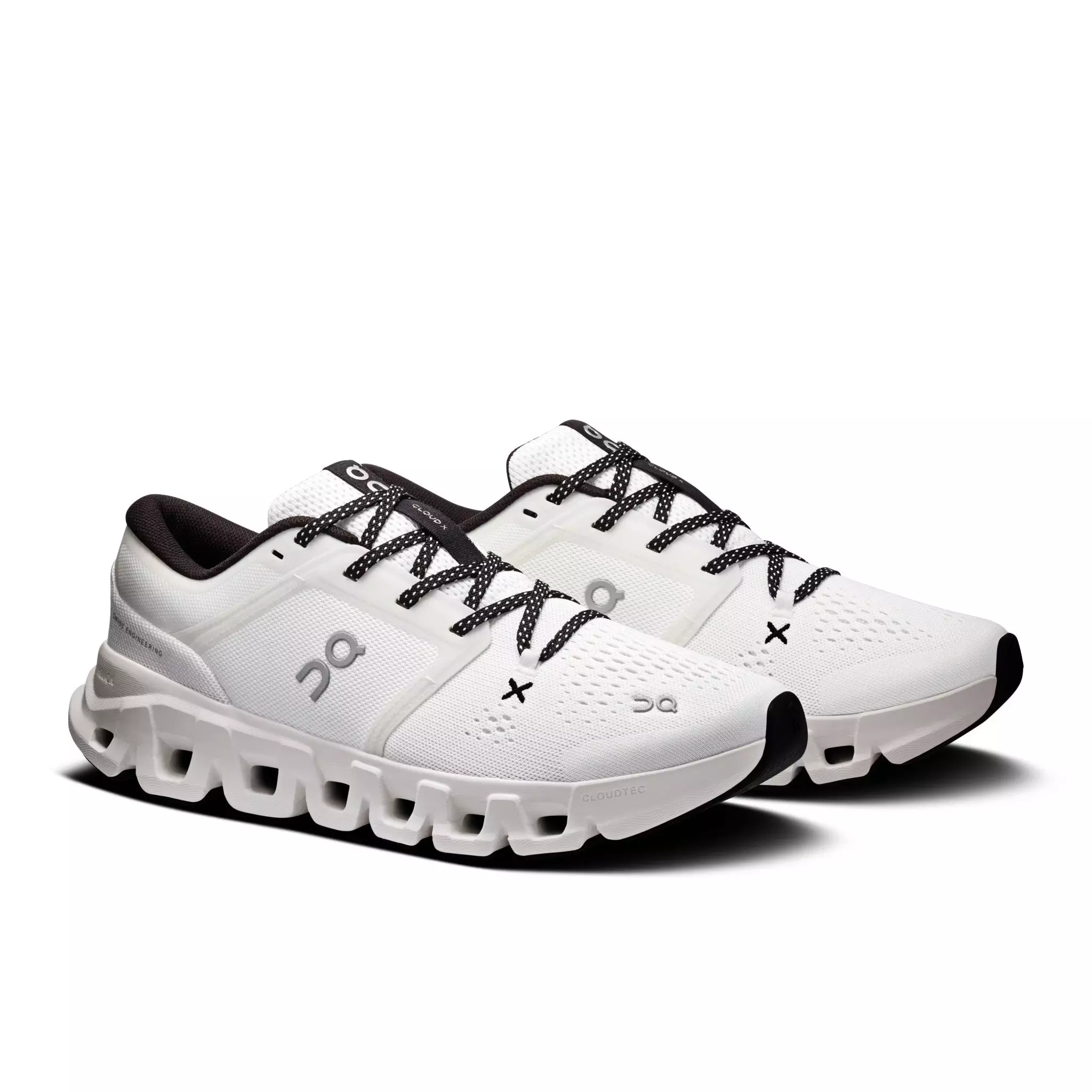 On Cloud X5 "White/Black" Women's Shoe - WHITE/BLACK