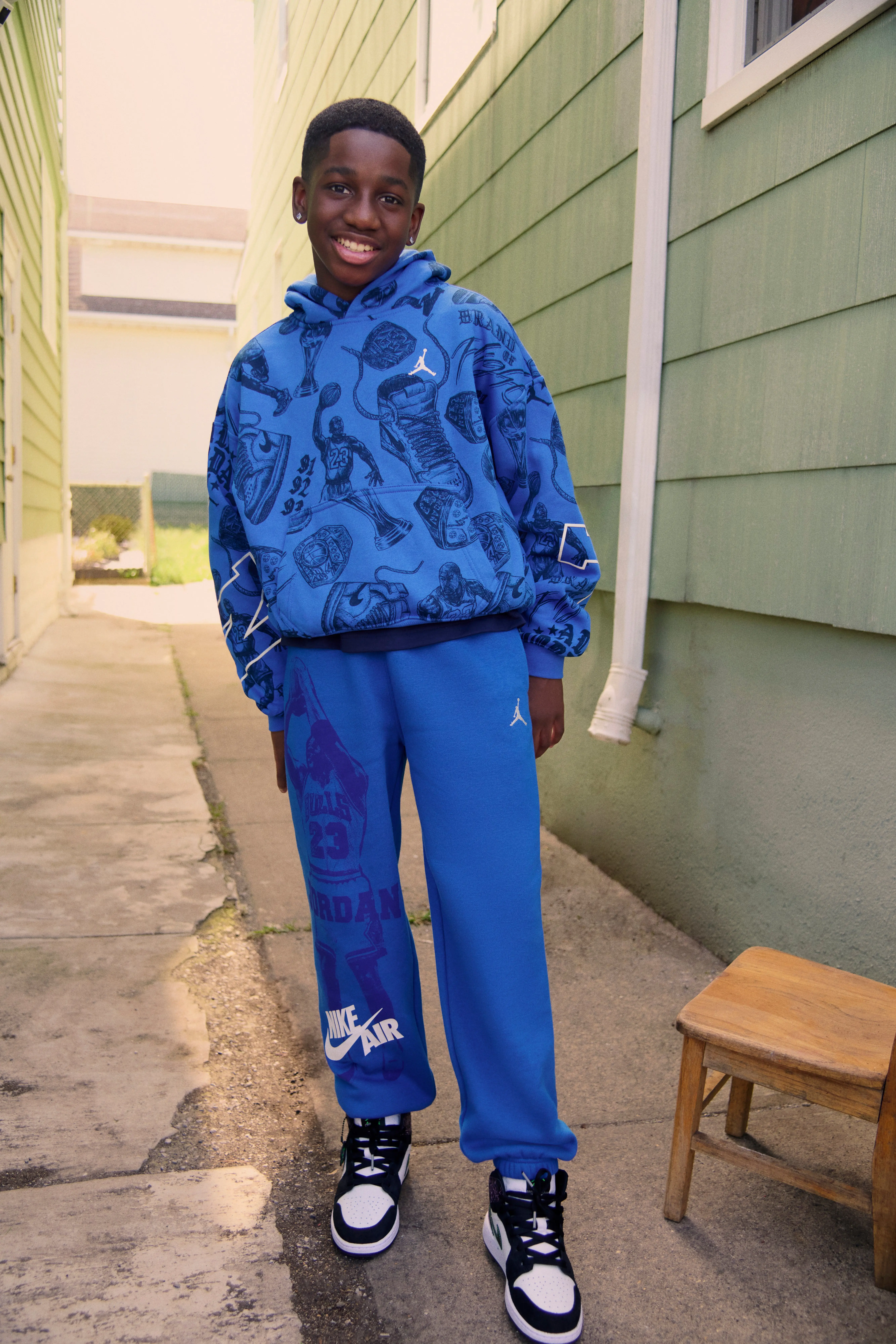 Jordan Big Boys' Fireside Fleece Pullover Hoodie - BLUE