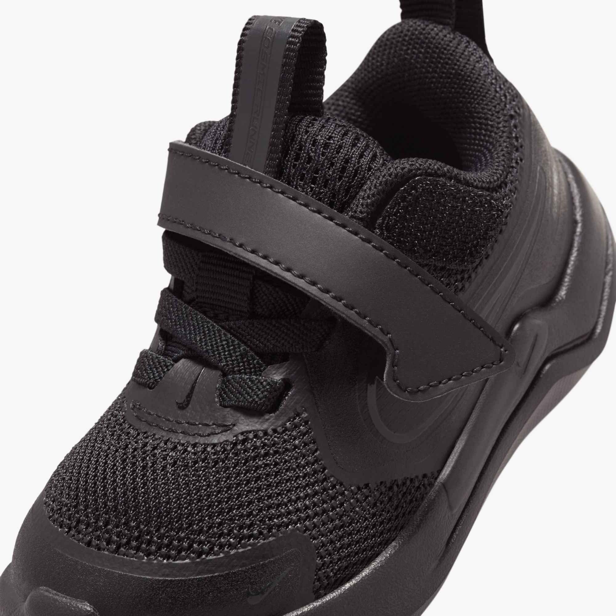 Nike Cosmic Runner "Black/Anthracite" Infant Boys' Running Shoe - BLACK/GREY Thumbnail View 6