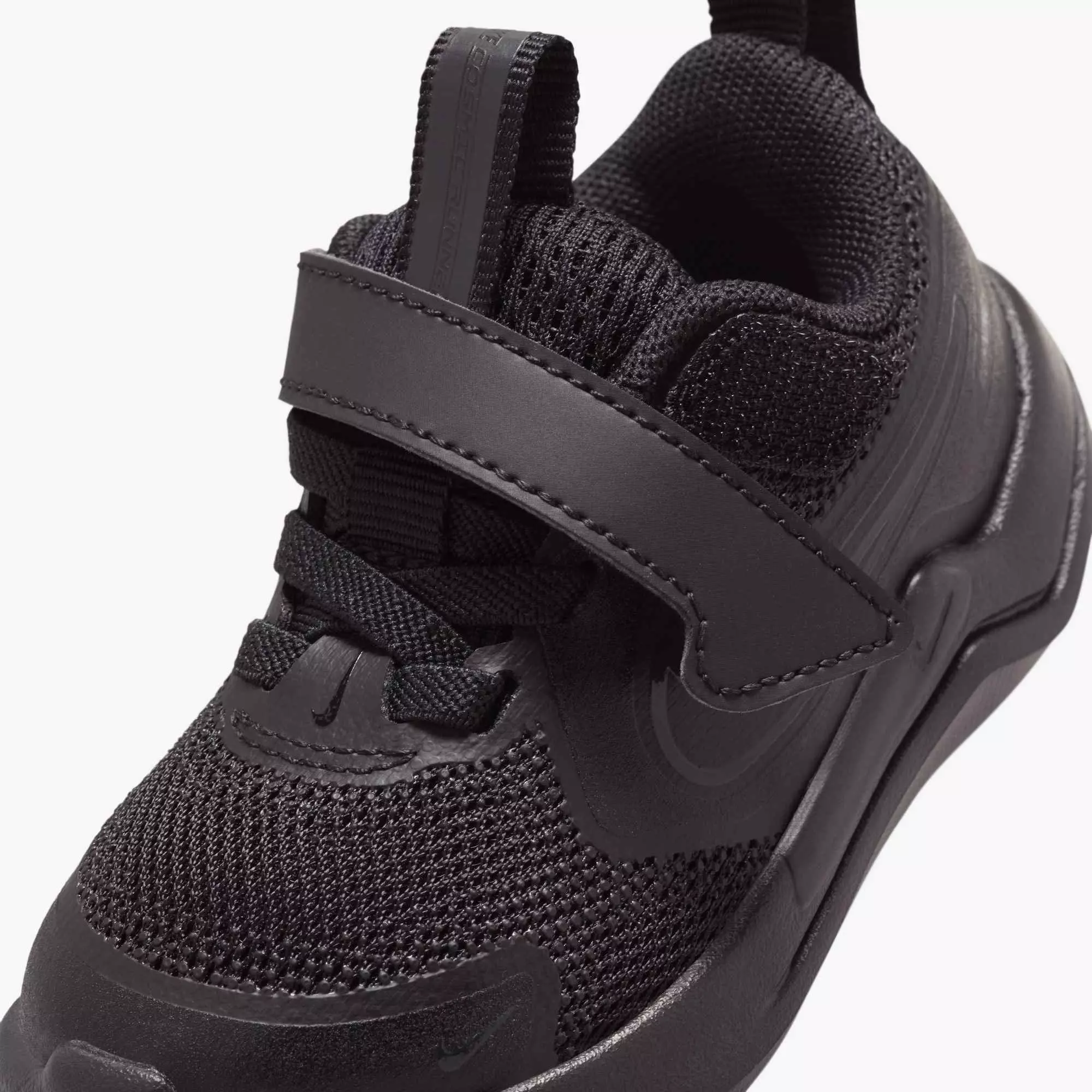 Nike Cosmic Runner "Black/Anthracite" Infant Boys' Running Shoe - BLACK/GREY